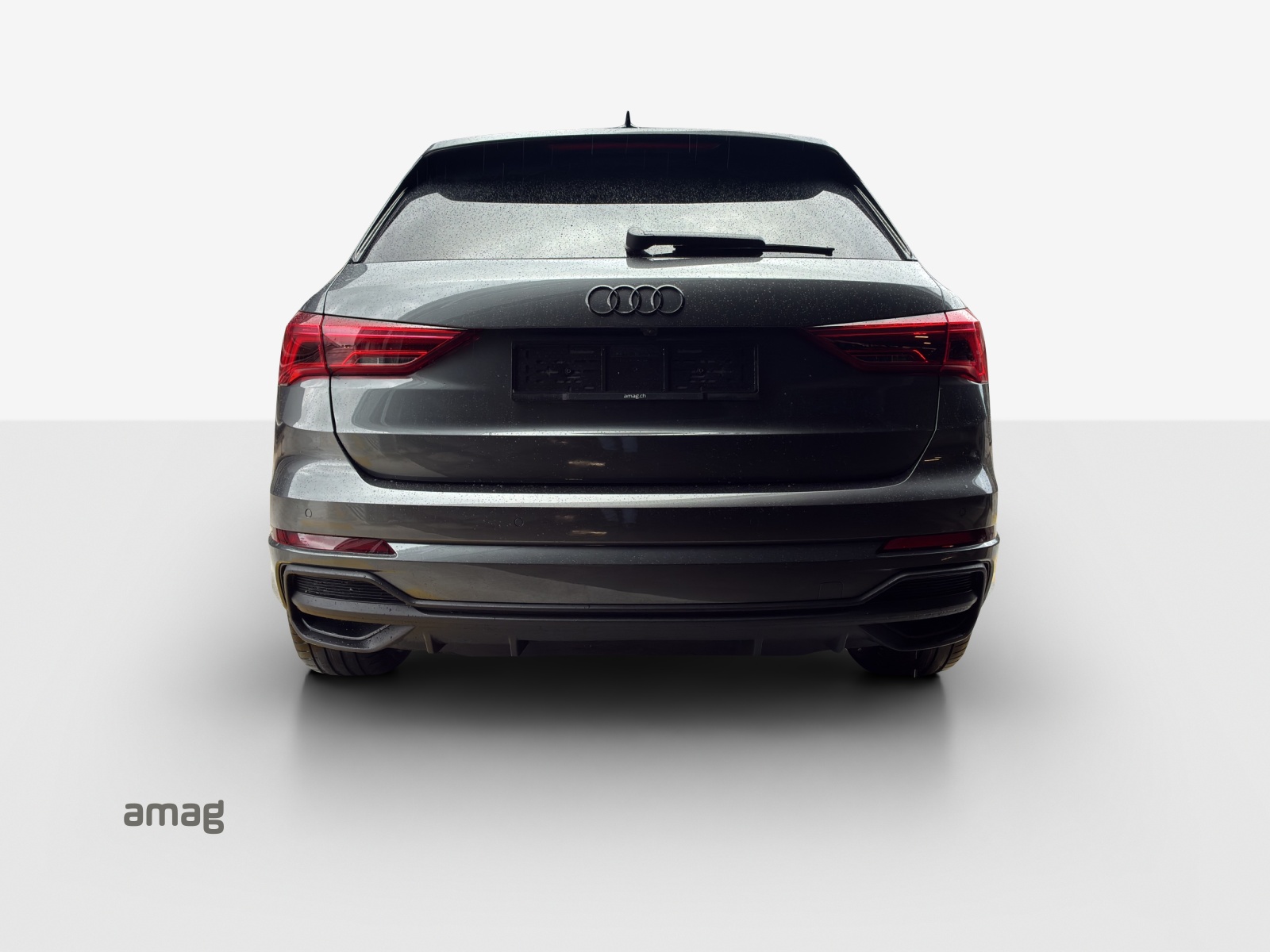 AUDI Q3 35 TFSI S line Attraction S-tronic-image-3