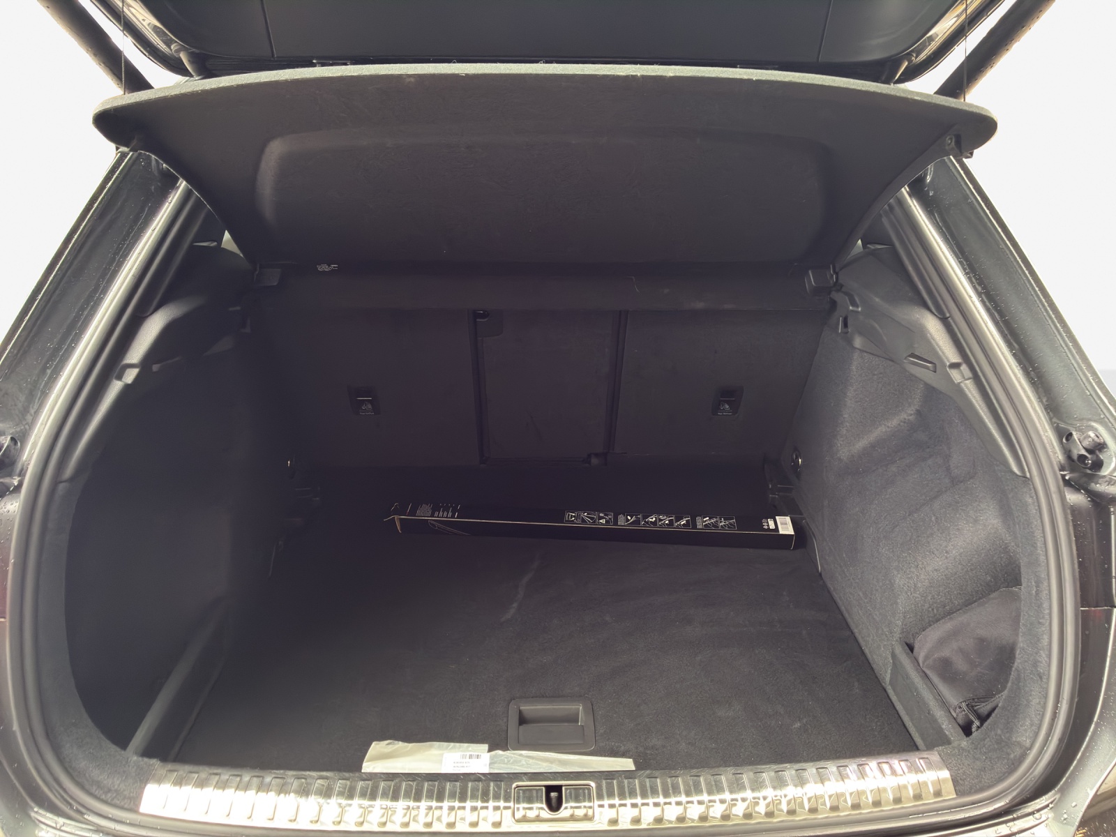 AUDI Q3 35 TFSI S line Attraction S-tronic-image-12