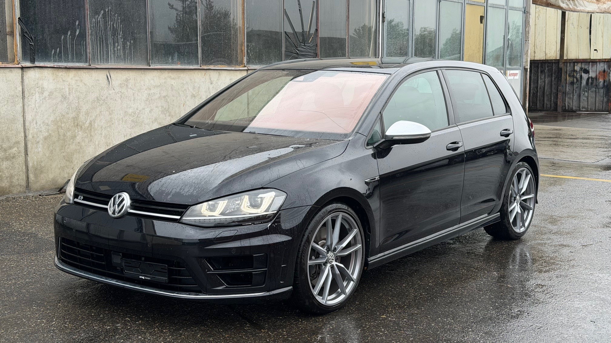 Car photo