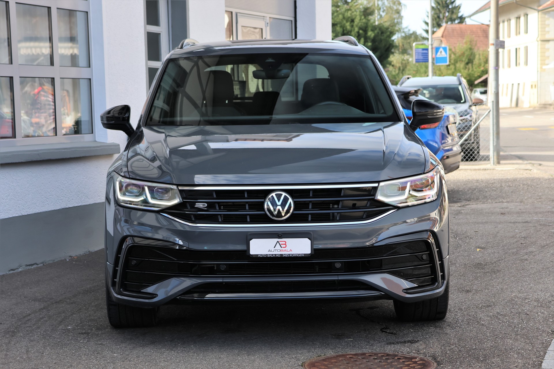 VW Tiguan 2.0 TDI SCR R-Line 4Motion DSG (CH) 200PS-showroom-element-1