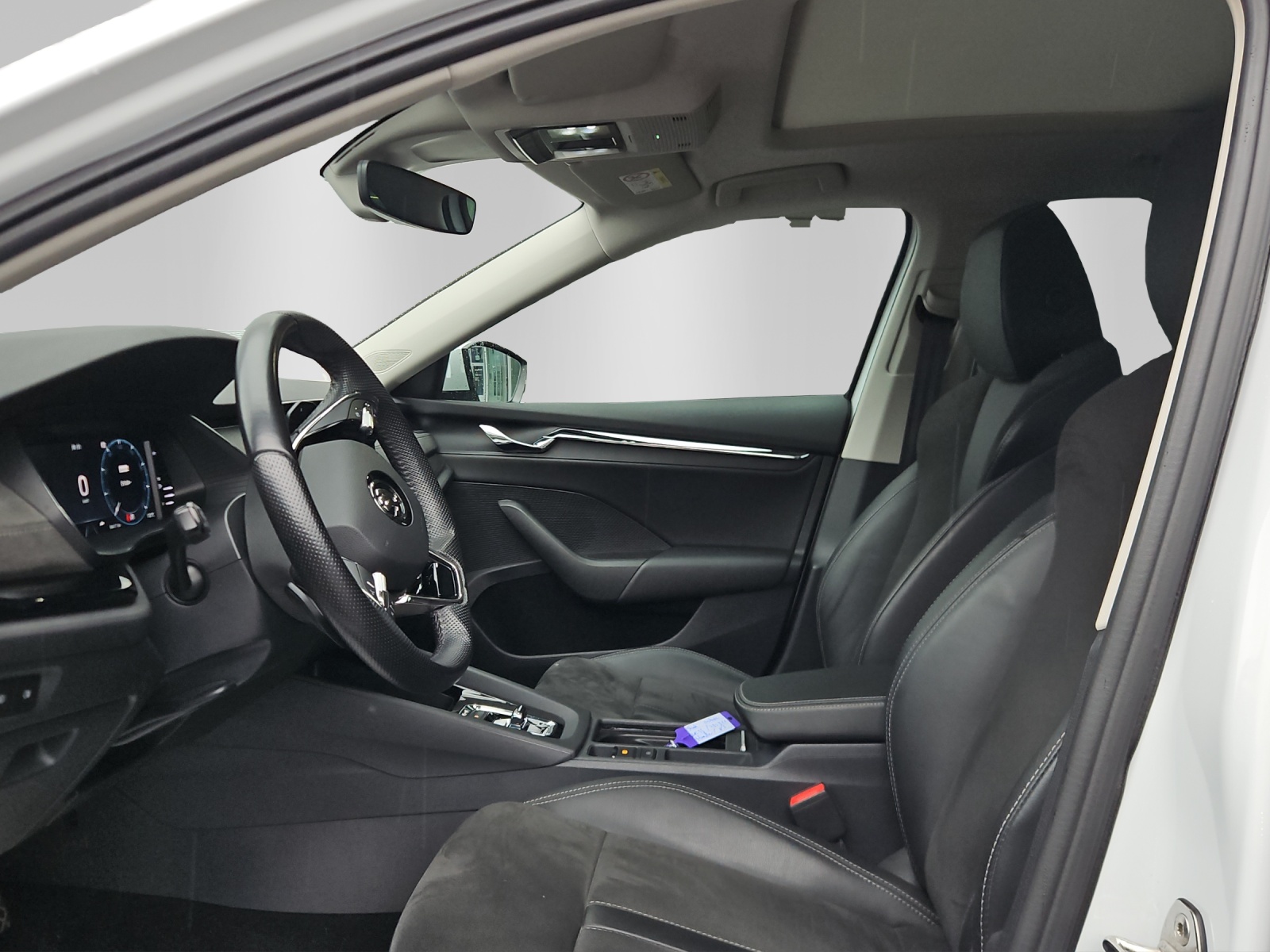 SKODA Octavia Combi 2.0 TDI DSG Style 4x4-image-5