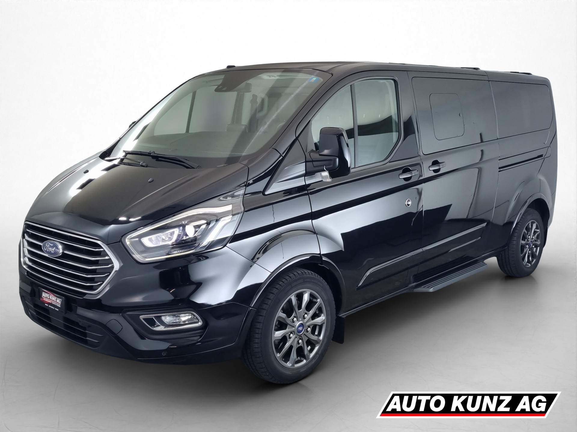 FORD Tourneo Custom 320 L2 2.0 TDCi 185 Titanium-image-0