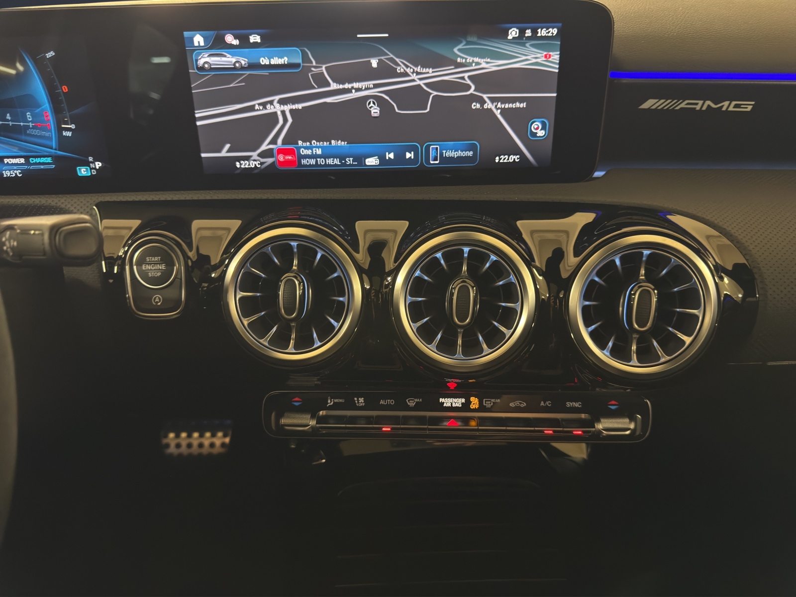 MERCEDES-BENZ A AMG 35 4M Berline Compacte-image-10