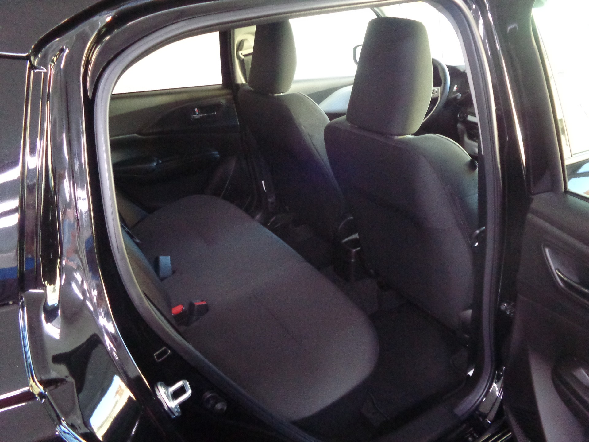 SUZUKI Swift 1.2 Compact+ Hybrid CVT-image-9
