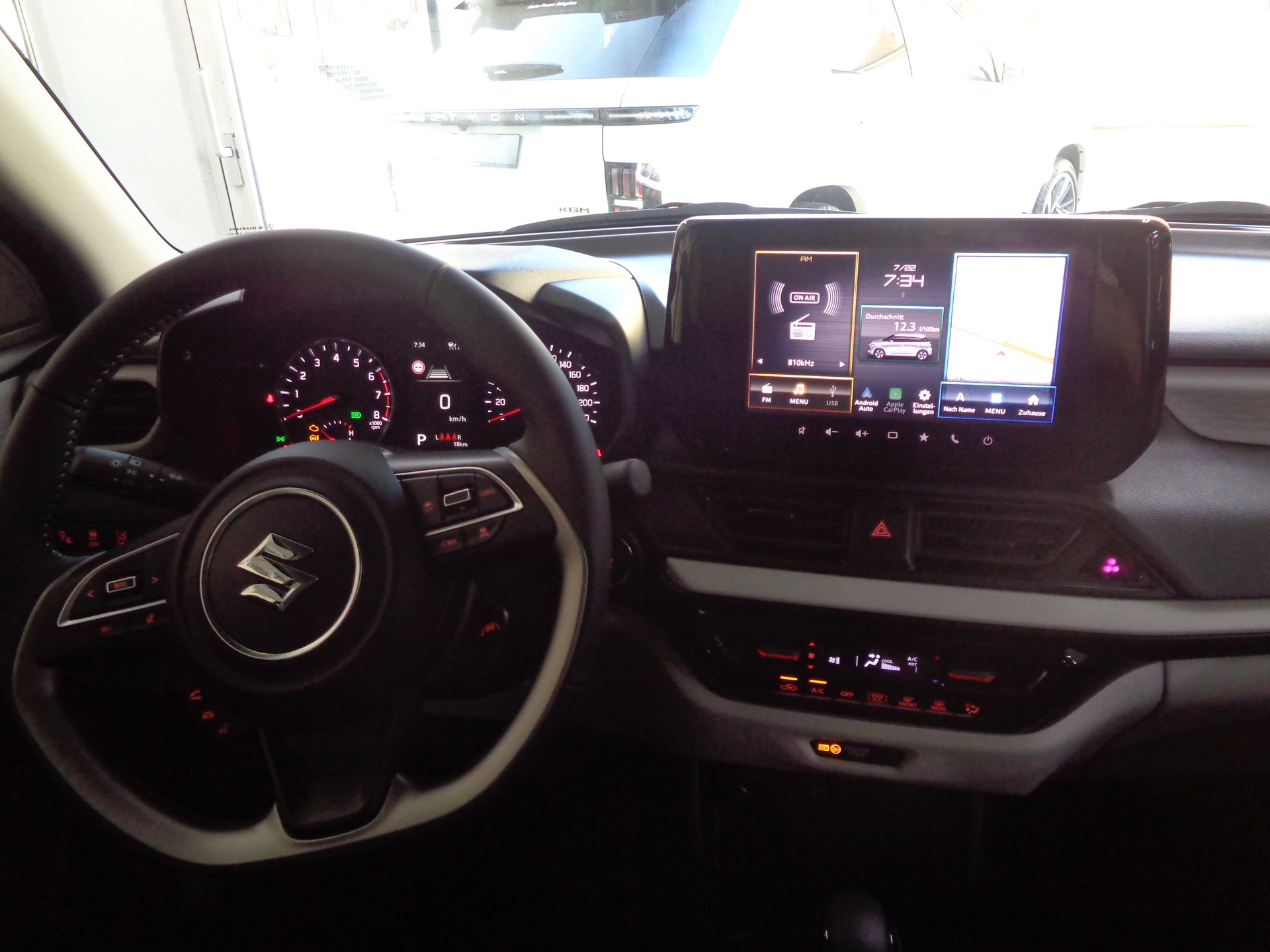 SUZUKI Swift 1.2 Compact+ Hybrid CVT-image-11