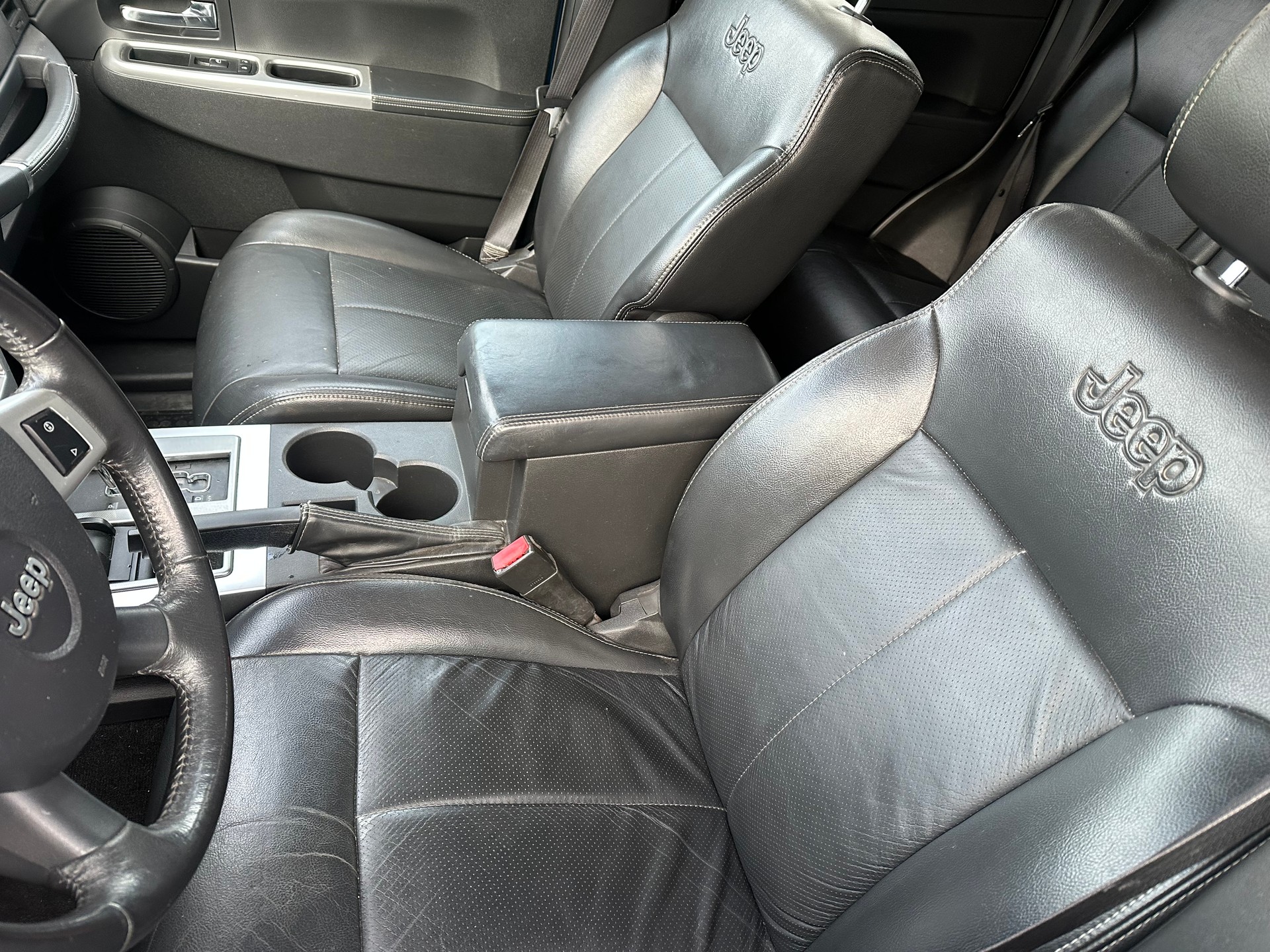JEEP Cherokee 2.8 CRD Limited Automatic-image-5