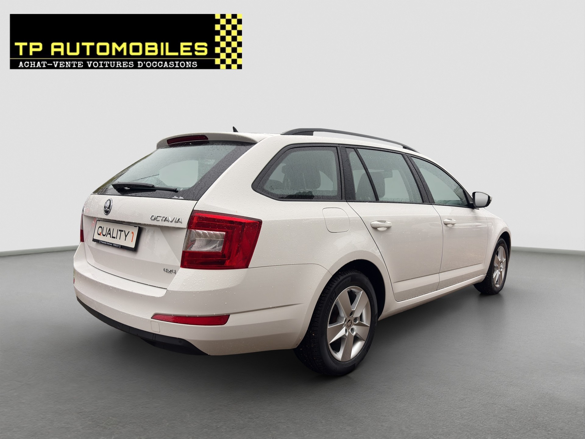 SKODA Octavia Combi 2.0 TDI Ambition 4x4-image-4