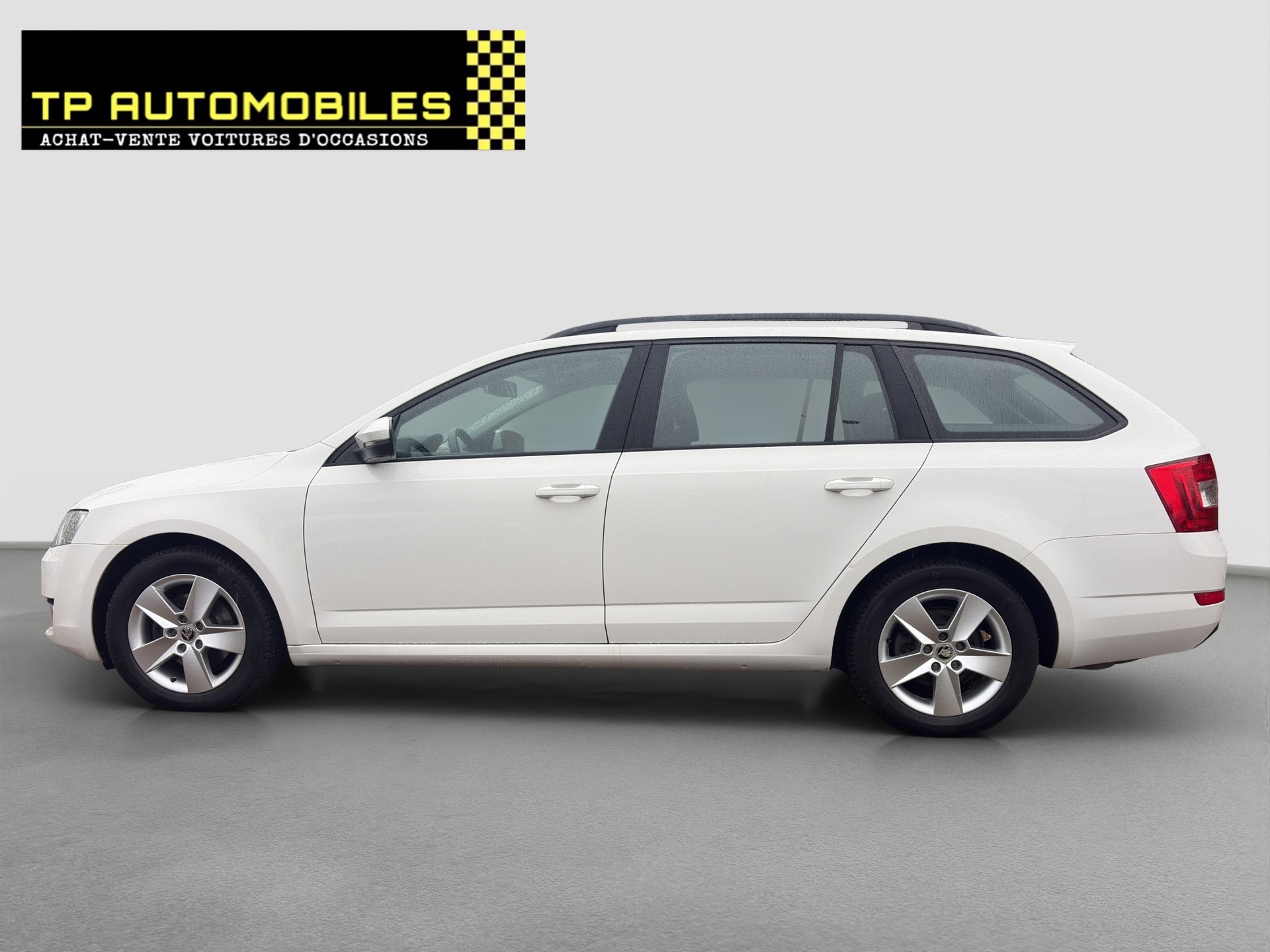 SKODA Octavia Combi 2.0 TDI Ambition 4x4-image-7
