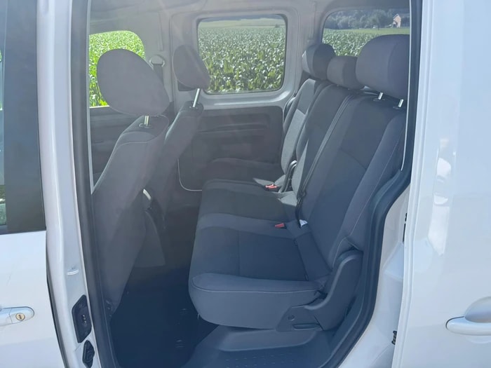 VW Caddy Maxi 1.6 TDI CR Blue Motion Trendline 7 Sitzer-image-6