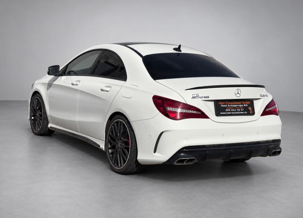 MERCEDES-BENZ CLA 45 AMG 4Matic Speedshift-image-2