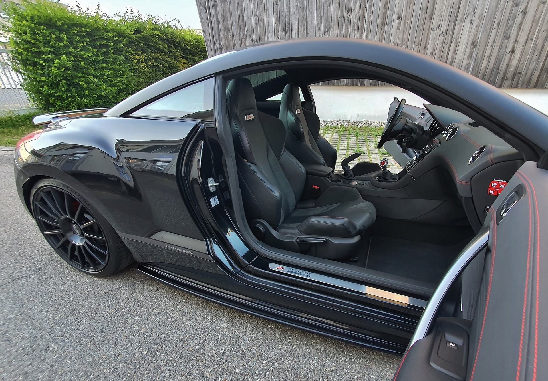 PEUGEOT RCZ-R 1.6 Turbo / 270 PS und 330 Nm-image-10