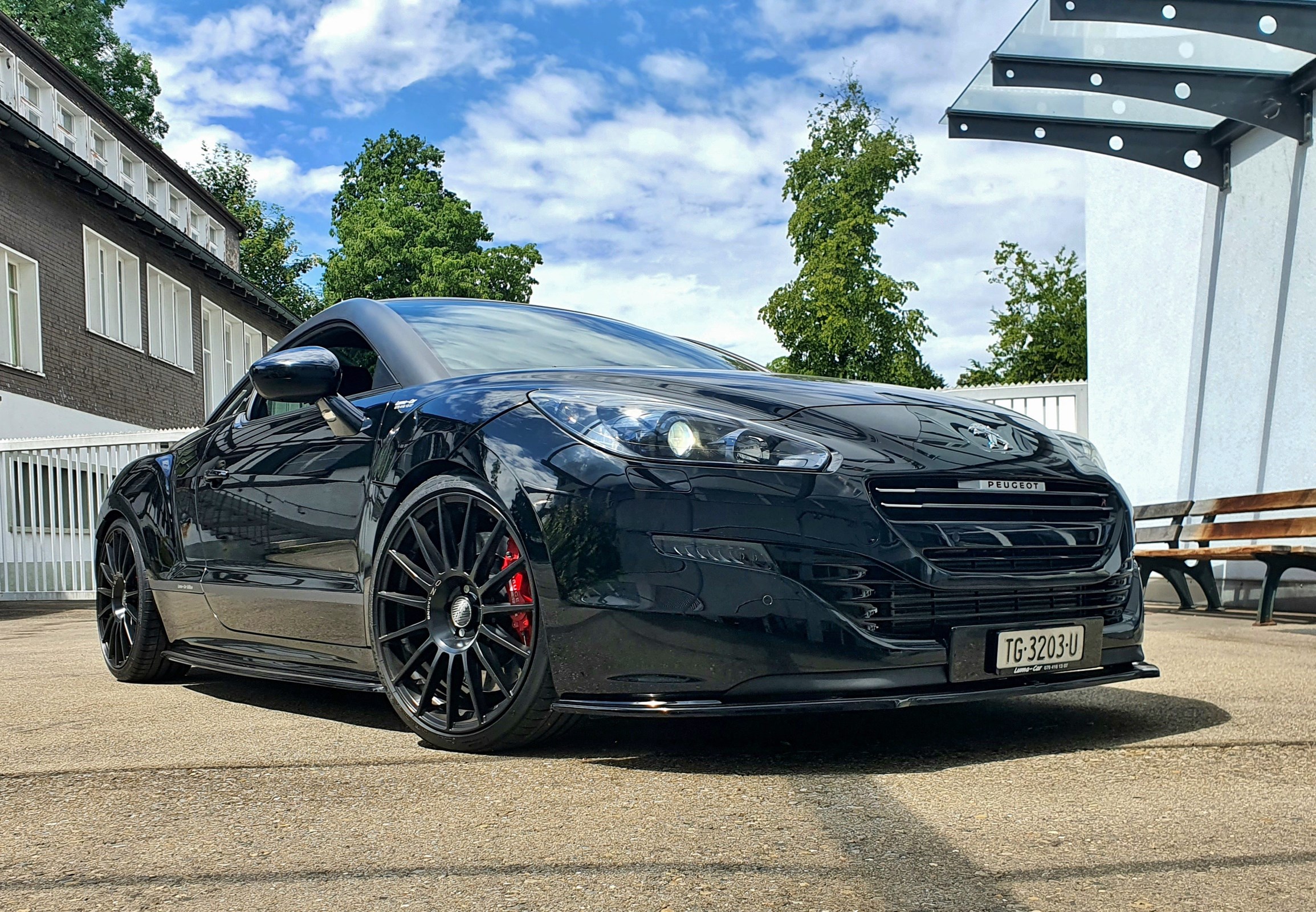 Car photo