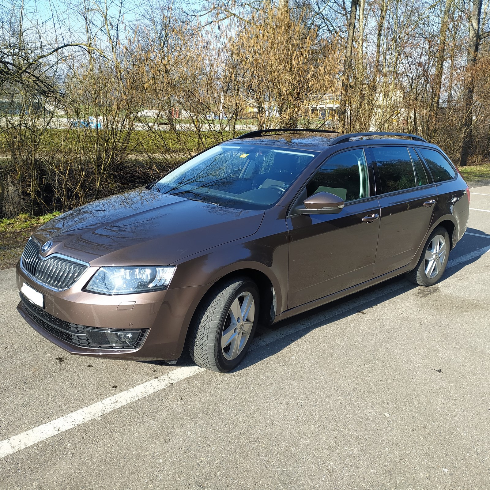 SKODA Octavia Combi 2.0 TDI Swiss Joy 4x4 DSG-image-3