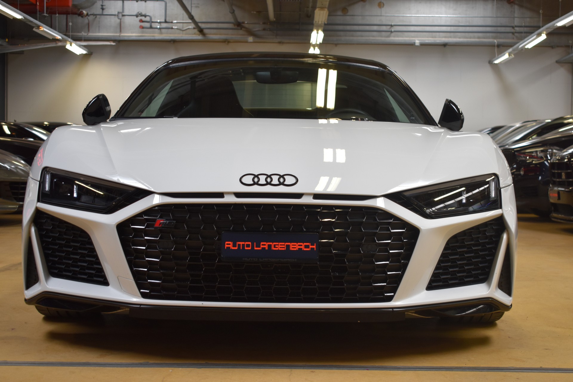 AUDI R8 Spyder S-Tronic Quattro - 570PS-image-3