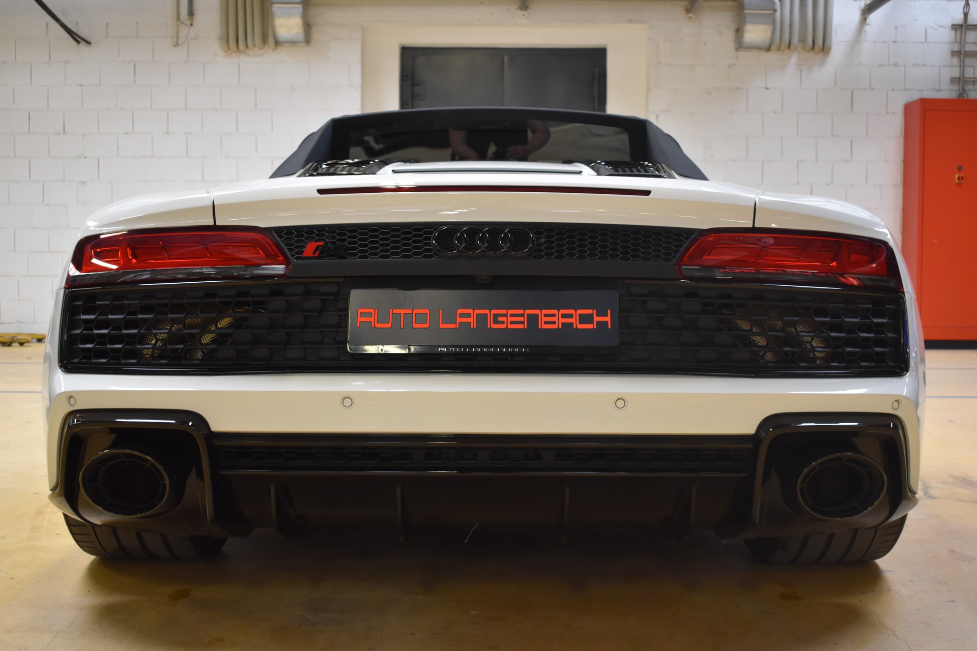 AUDI R8 Spyder S-Tronic Quattro - 570PS-image-2