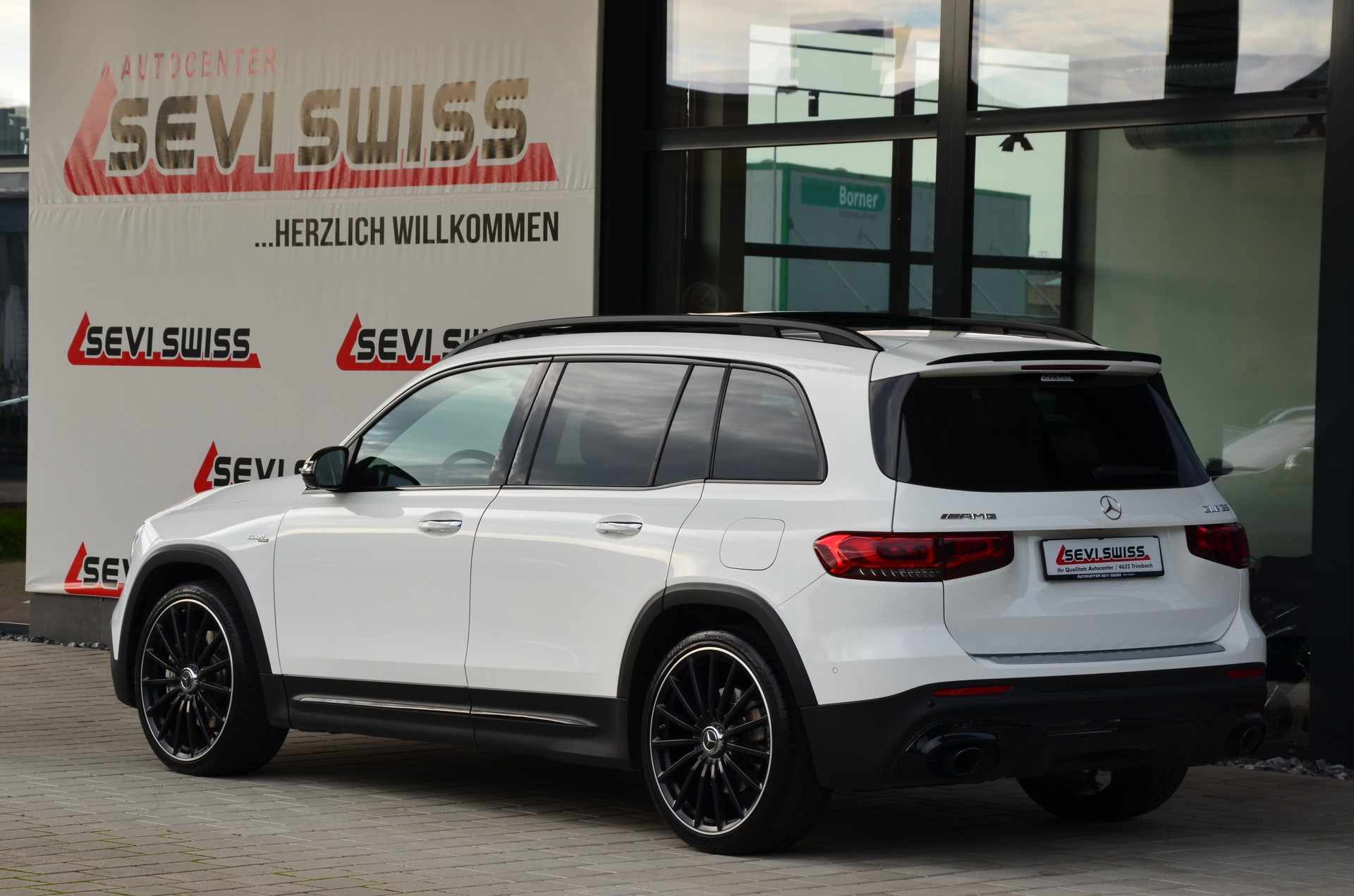 MERCEDES-BENZ GLB 35 AMG 4Matic 8 G-Tronic***Frisch ab MFK mit 1 Jahr oder 20000km Garantie***-image-4