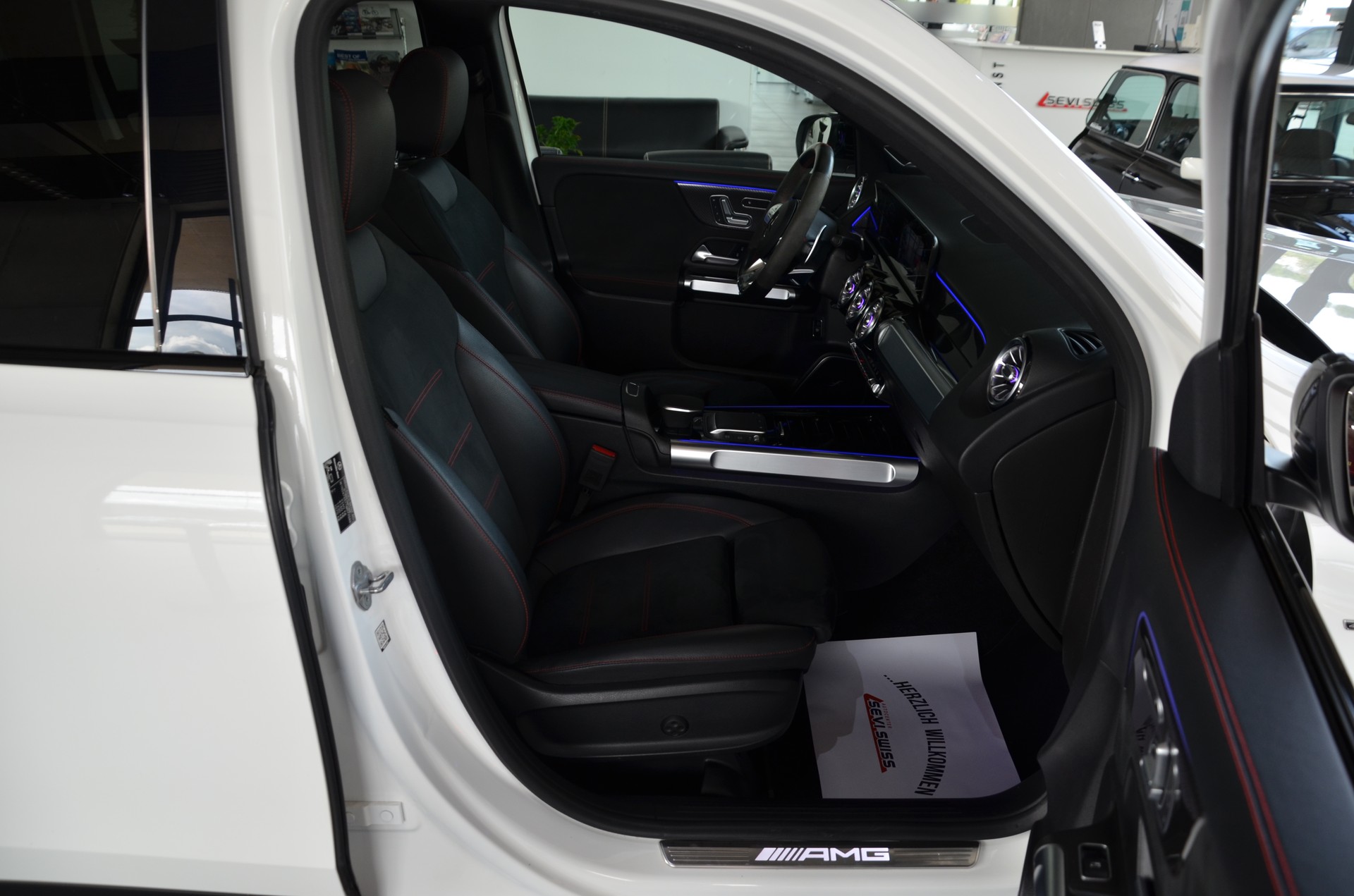 MERCEDES-BENZ GLB 35 AMG 4Matic 8 G-Tronic***Frisch ab MFK mit 1 Jahr oder 20000km Garantie***-image-13