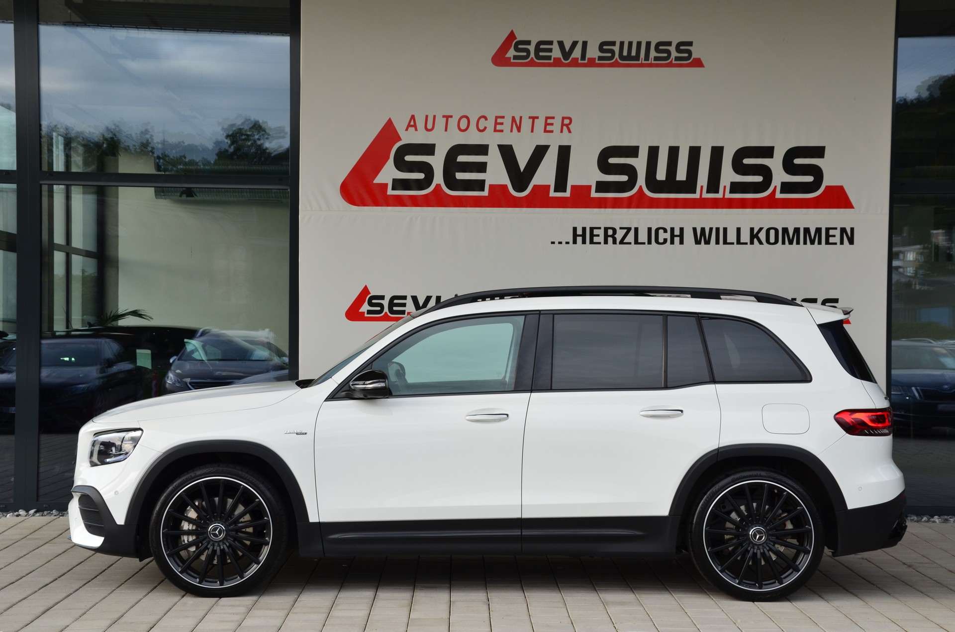 MERCEDES-BENZ GLB 35 AMG 4Matic 8 G-Tronic***Frisch ab MFK mit 1 Jahr oder 20000km Garantie***-image-5