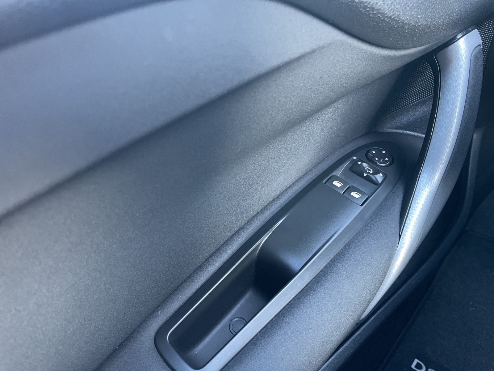 DS AUTOMOBILES DS4 2.0 BlueHDi So Chic-image-10