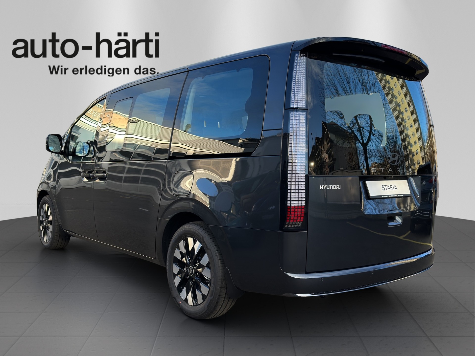 HYUNDAI Staria Pr. 1.6 HEV Amplia-showroom-element-2