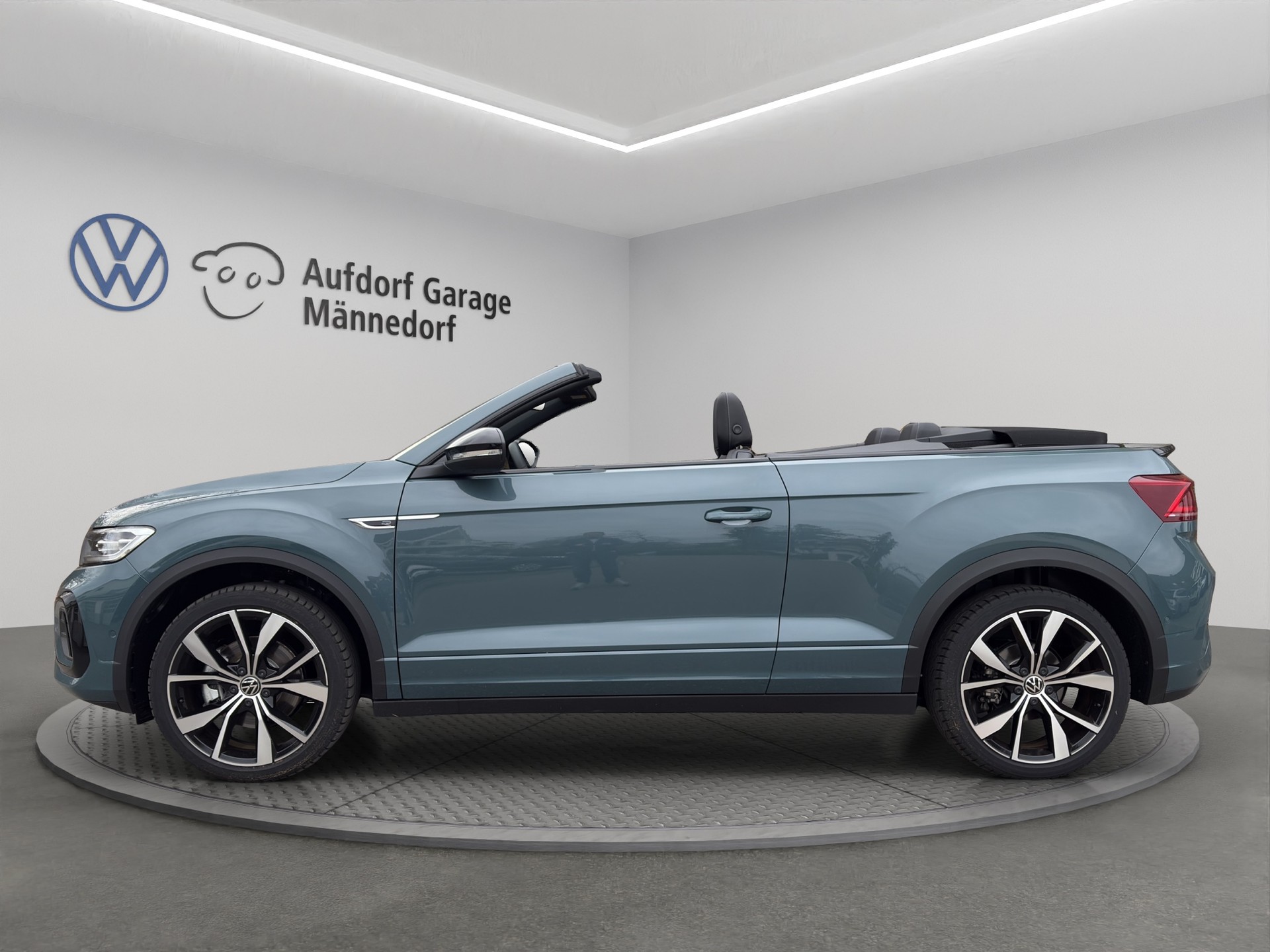 VW T-Roc Cabriolet 1.5 TSI EVO R-Line DSG-image-2