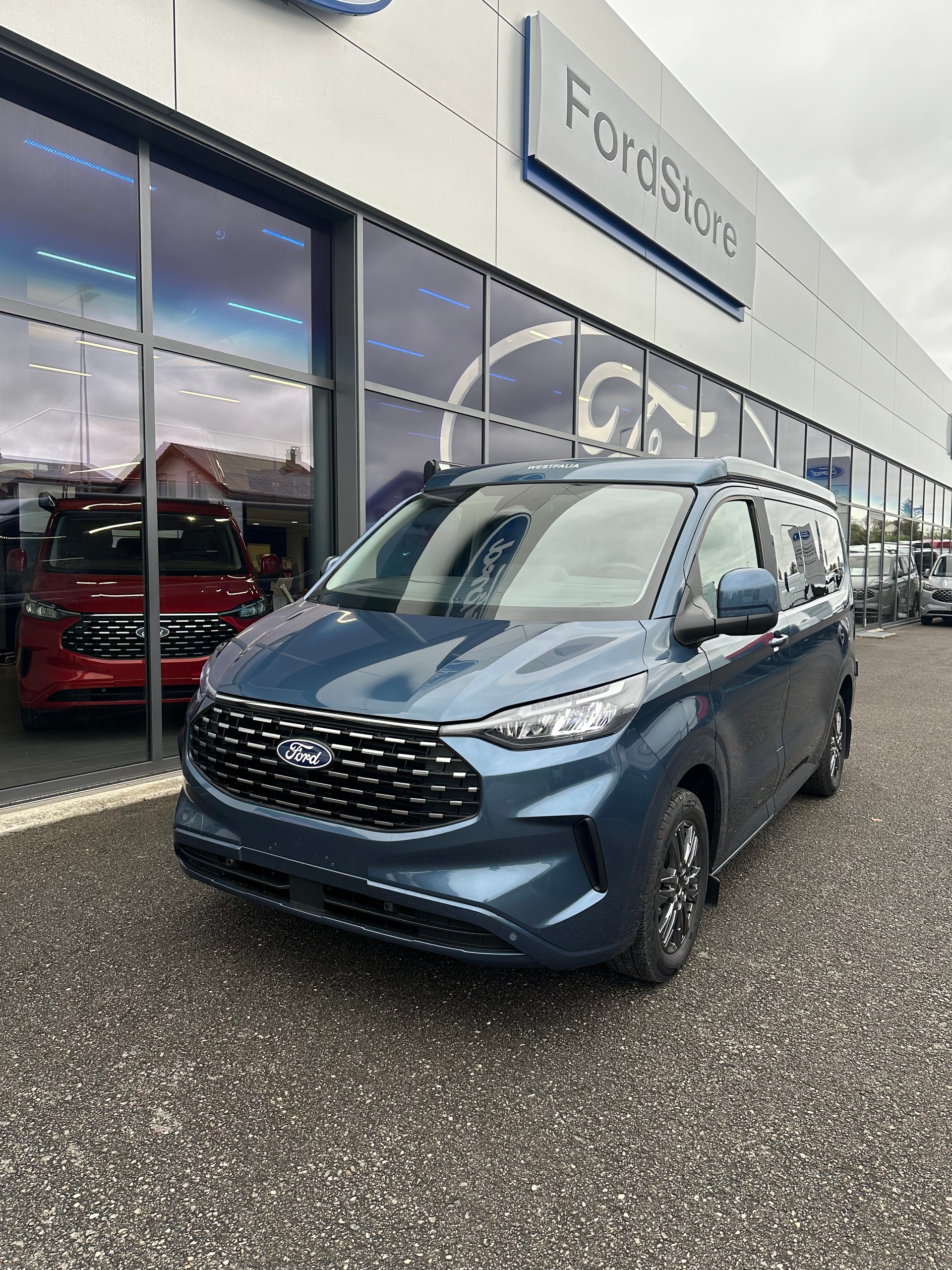 FORD Transit C Nugget 320 L1 2.0 Ec Titanium/170CV/Aut.