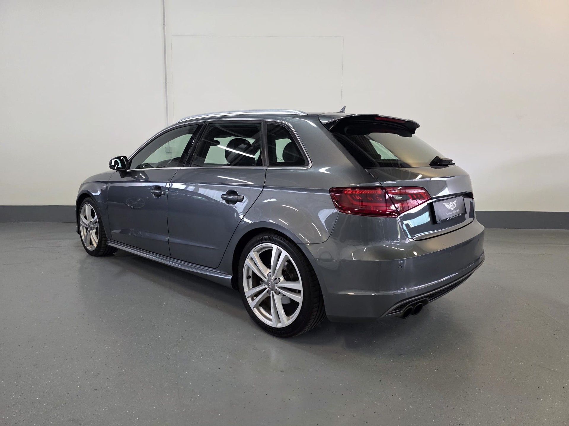 AUDI A3 Sportback 1.8 TFSI Ambition S-tronic-image-13