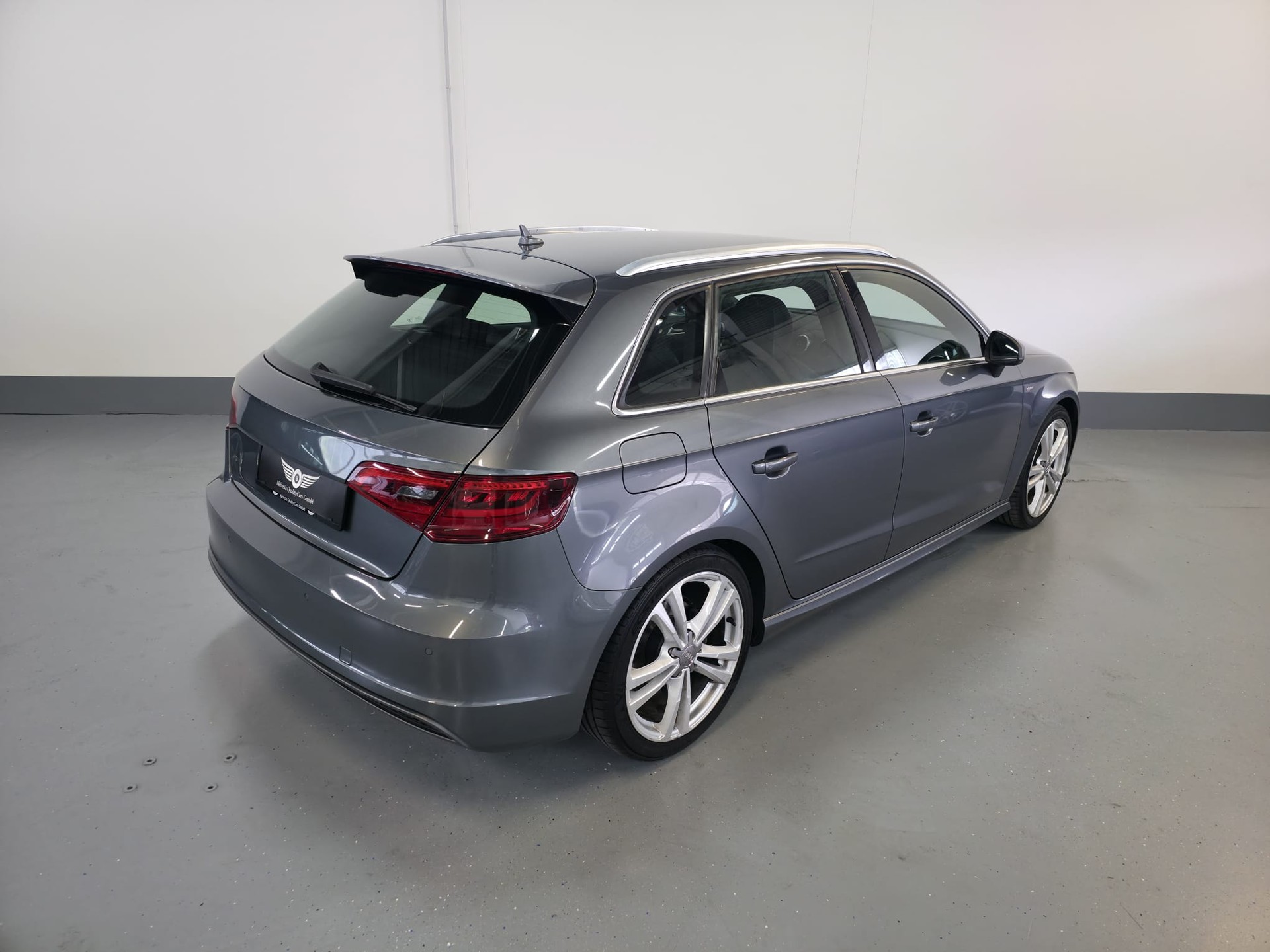 AUDI A3 Sportback 1.8 TFSI Ambition S-tronic-image-8