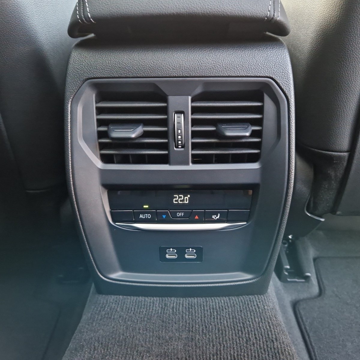 BMW 330d xDrive 48V Touring Steptronic M Sport Pro-image-18