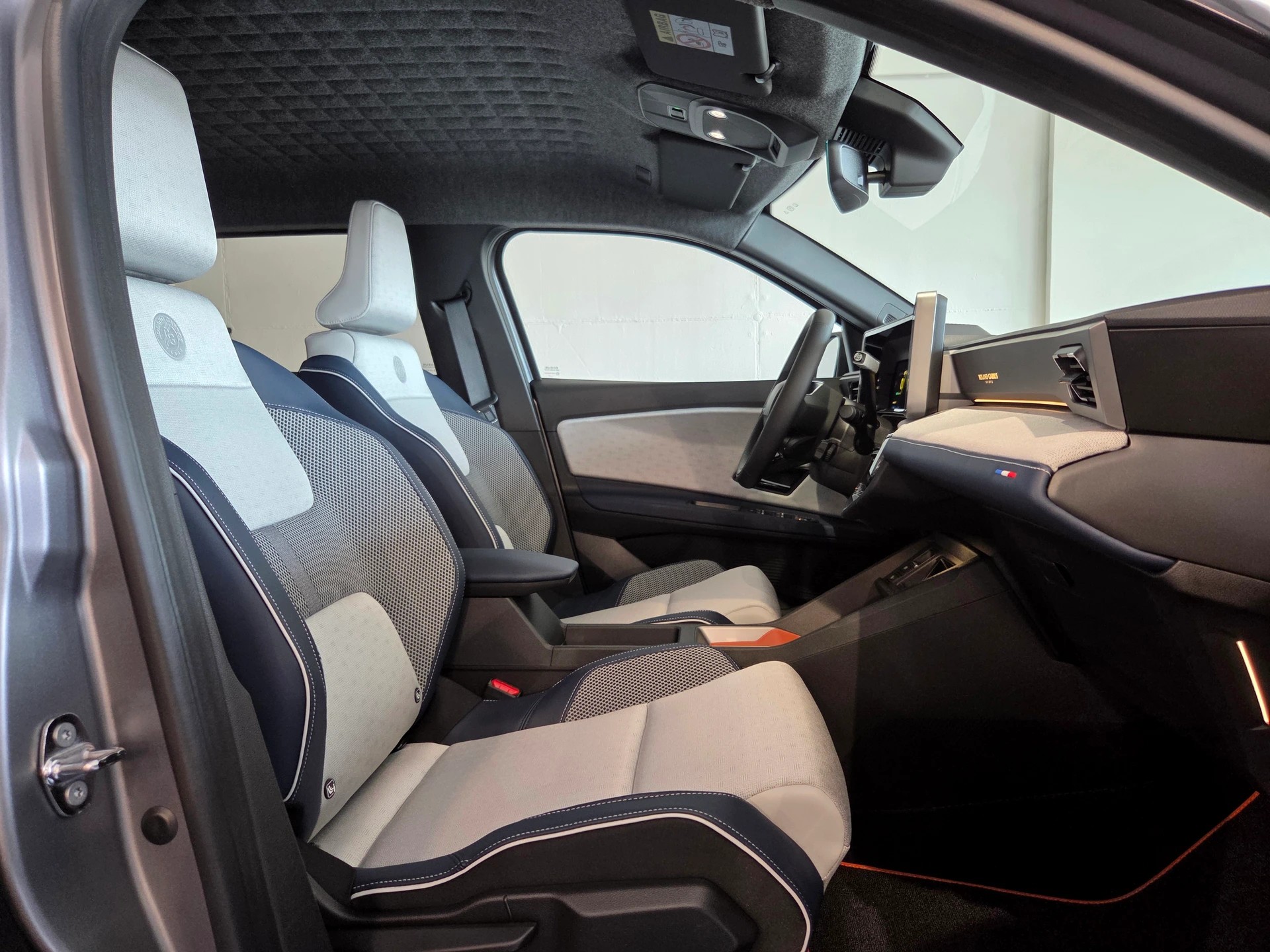 RENAULT R5 E-Tech Roland Garros 52 kWh Comfort Range-image-17
