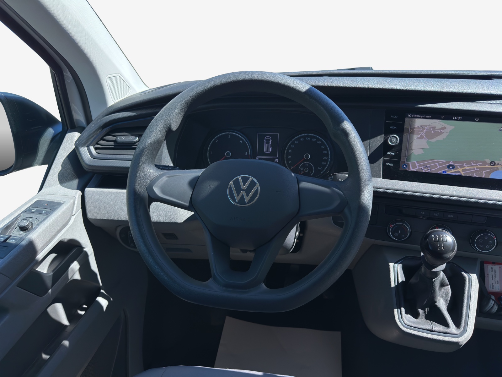 VW T6.1 2.0 TDI Envia Pure-image-9