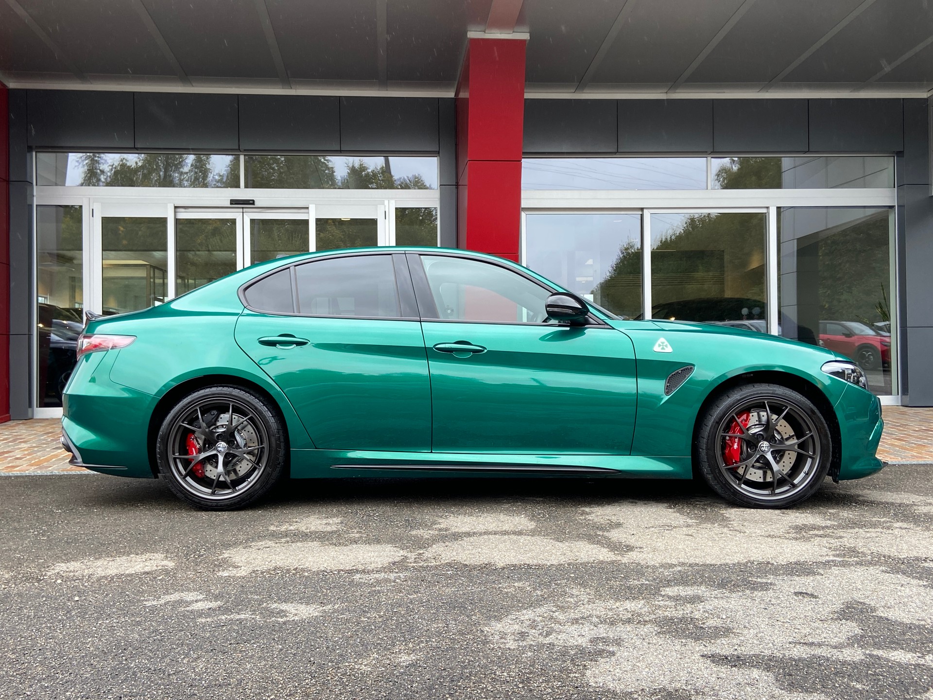 ALFA ROMEO Giulia 2.9 V6 Quadrifoglio Carbon Sport-image-23