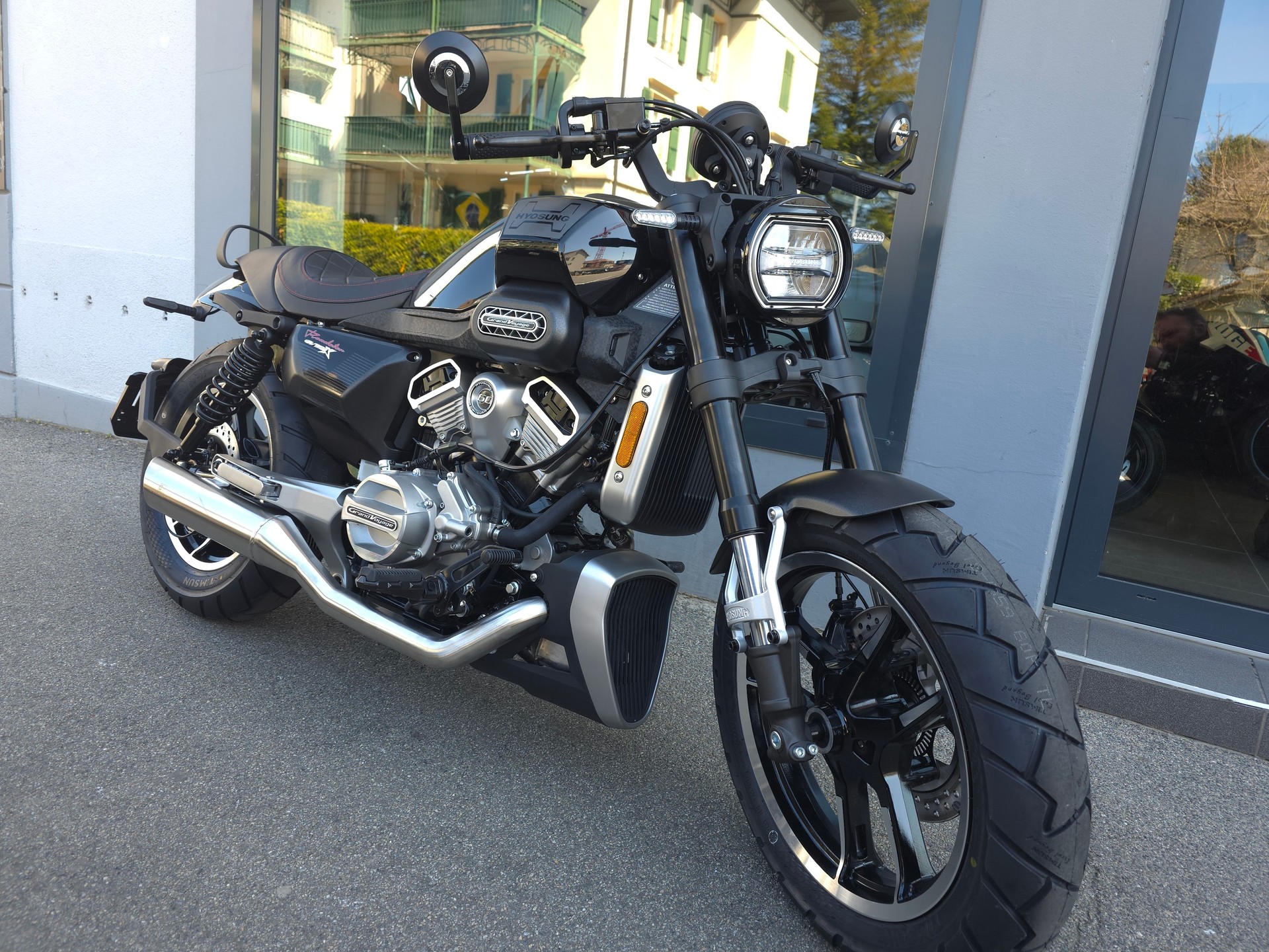 HYOSUNG 125 GV X-showroom-element-1