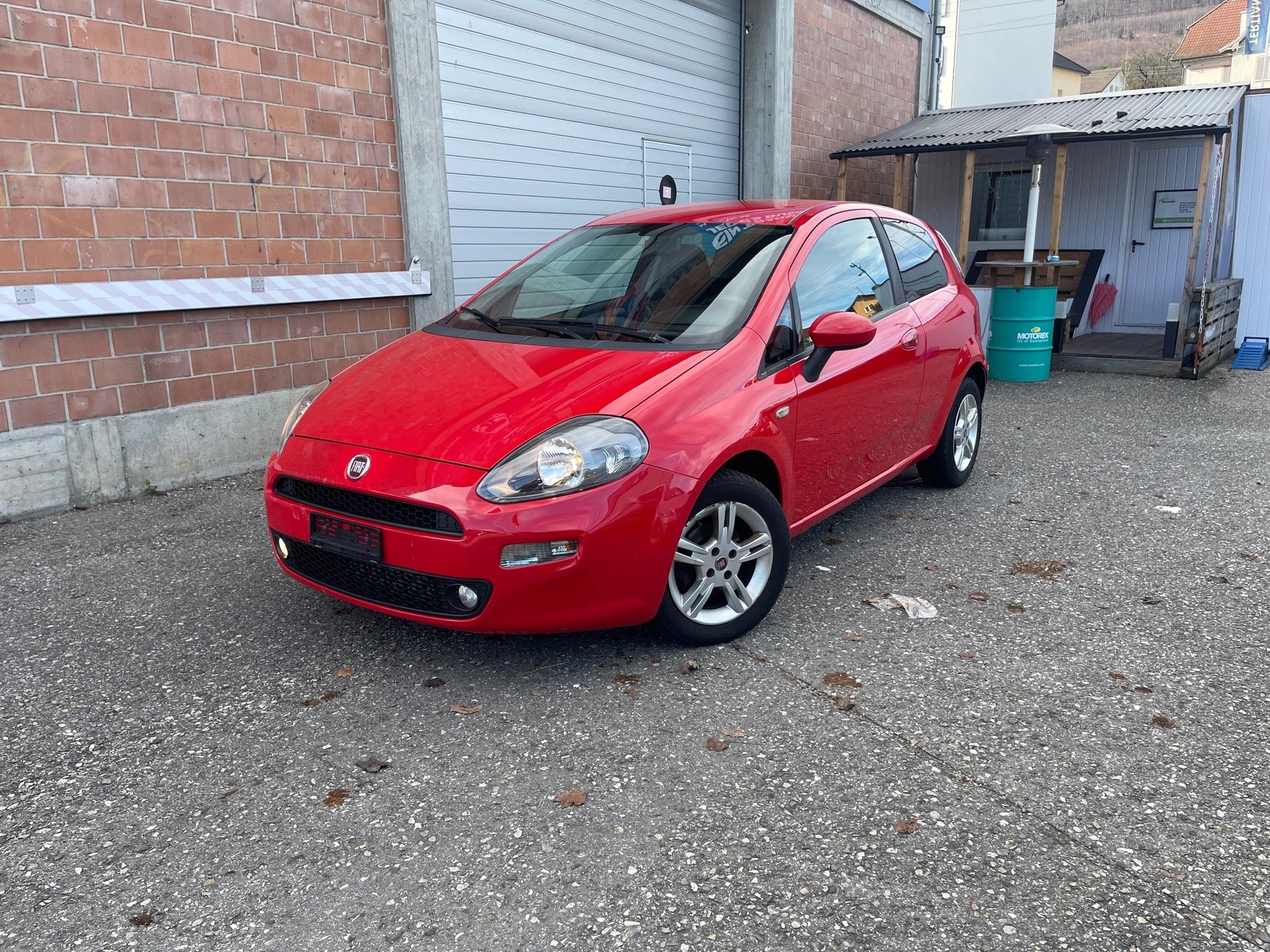 FIAT Punto 0.9 Twinair Lounge-image-0