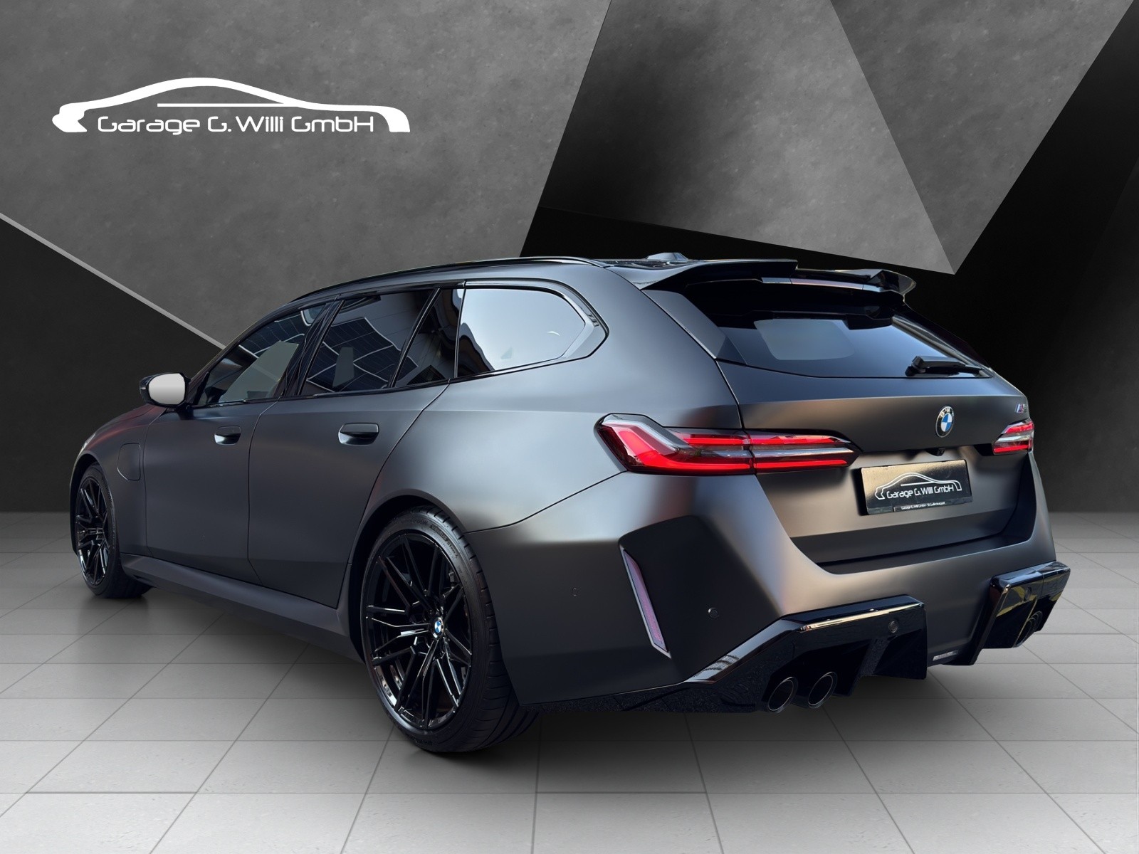 BMW M5 xDrive Touring-image-7