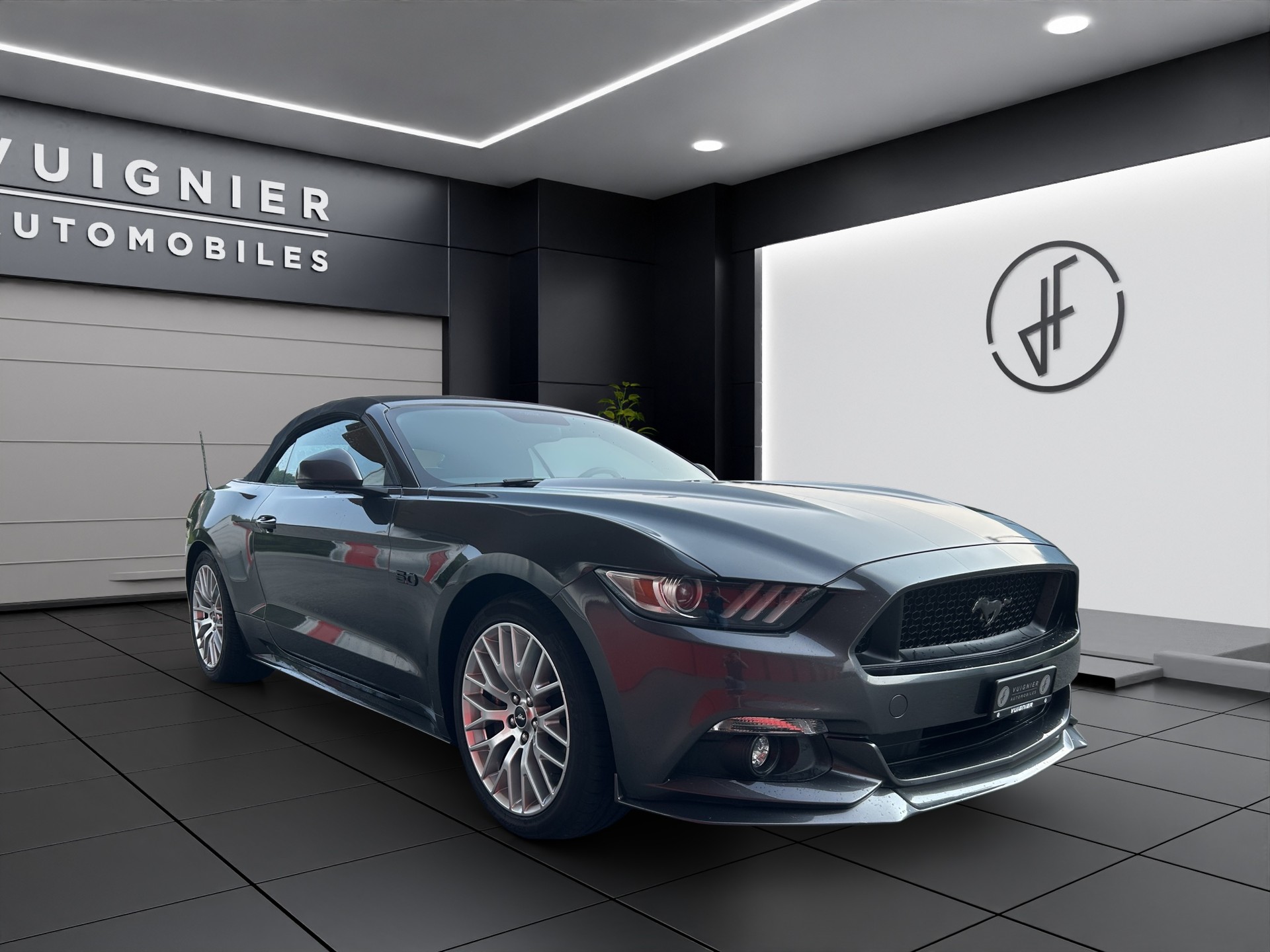 FORD Mustang Convertible 5.0 V8 GT Automat-image-6