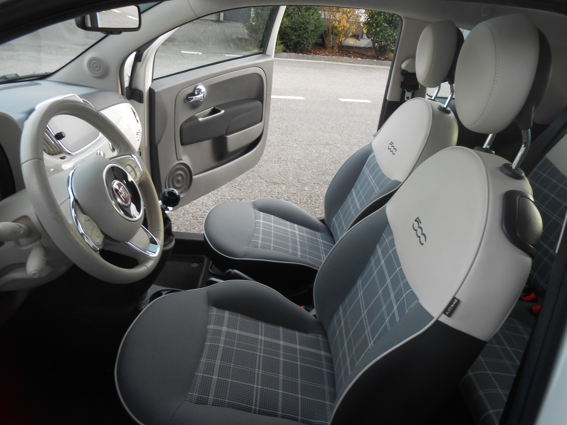 FIAT 500 0.9 Twinair Lounge-image-9