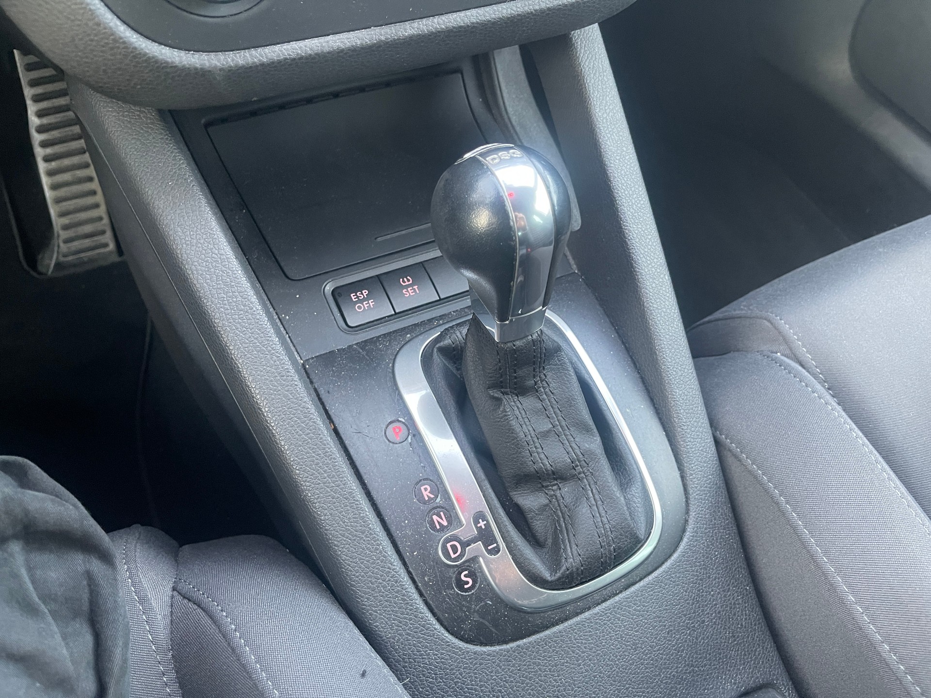 VW Golf 2.0 TFSI GTI-image-11