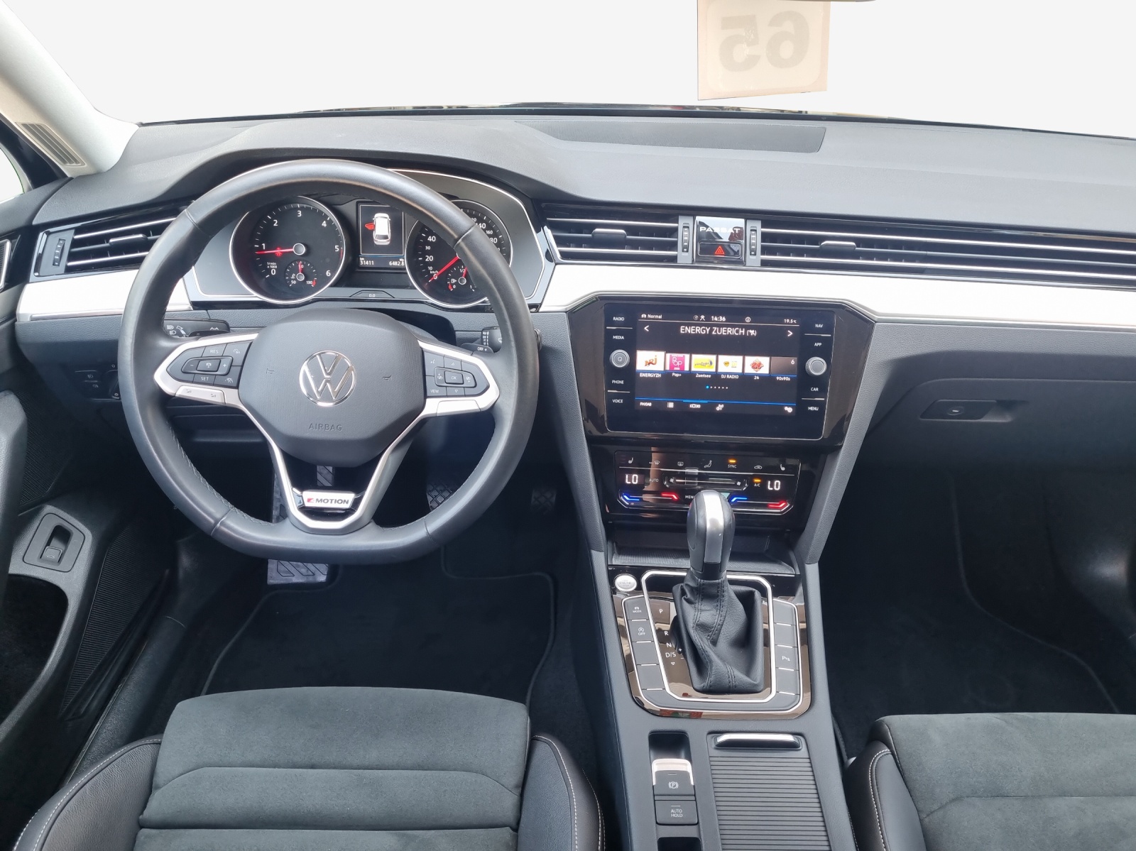 VW Passat 2.0 TDI BMT Elegance 4Motion DSG-image-8