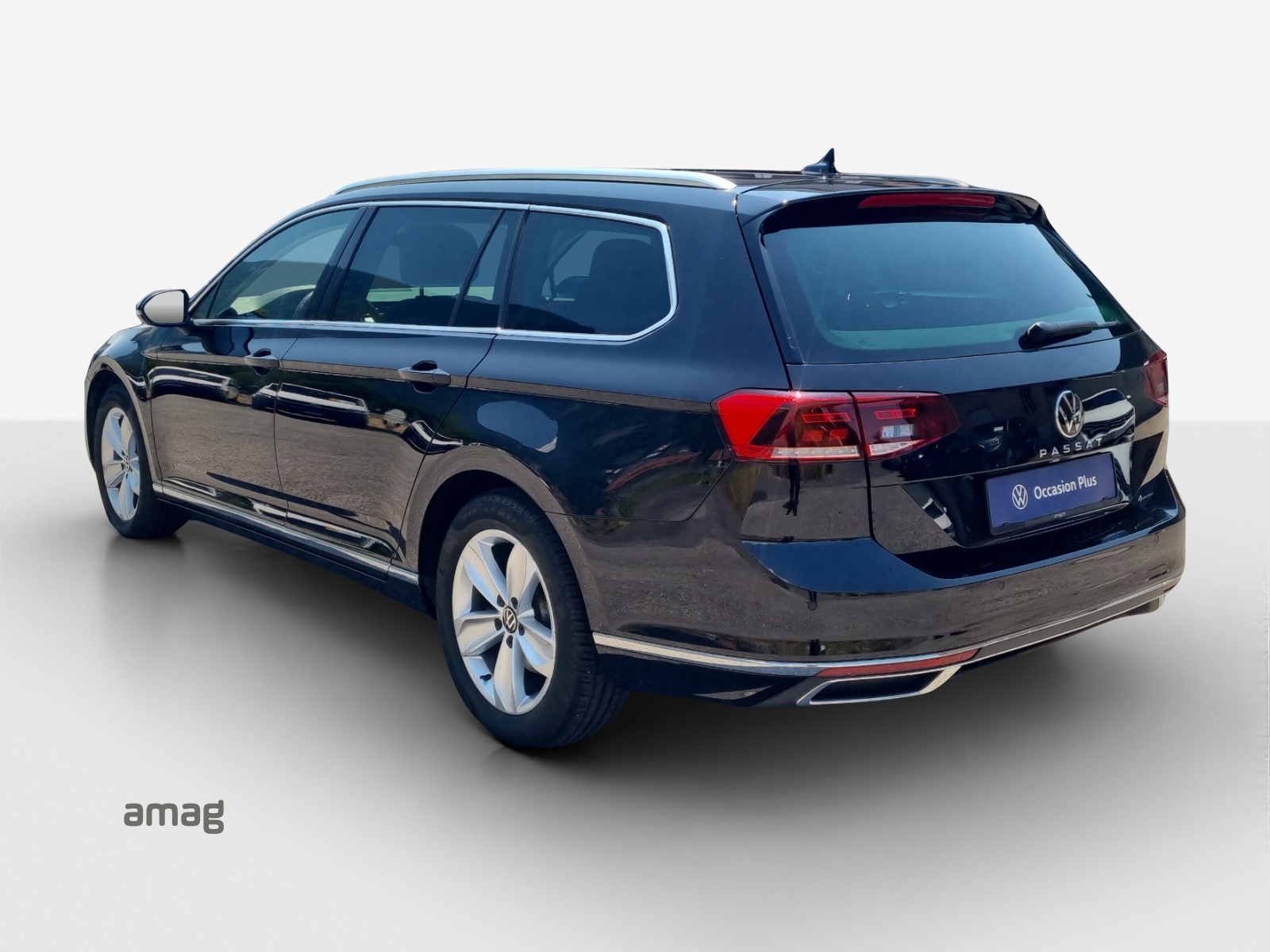 VW Passat 2.0 TDI BMT Elegance 4Motion DSG-image-3