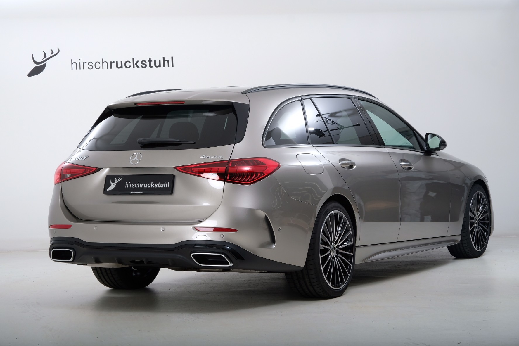 MERCEDES-BENZ C 300 T 4Matic AMG Line-image-1