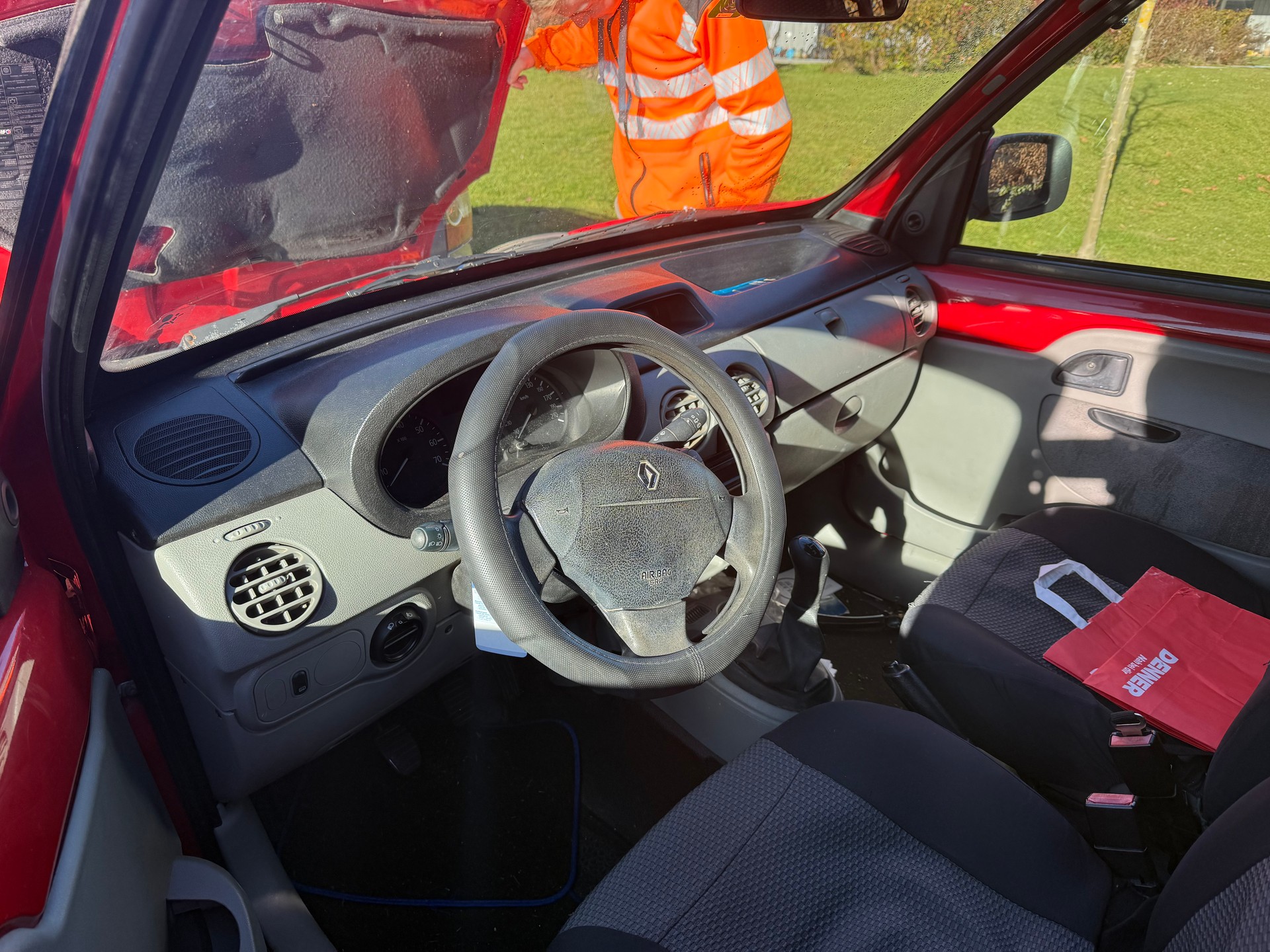 RENAULT Kangoo 1.5 diesel-image-5