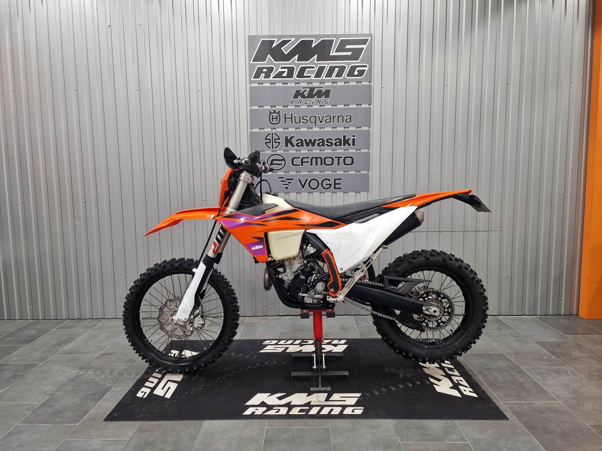 KTM 350 EXC-F-showroom-element-1