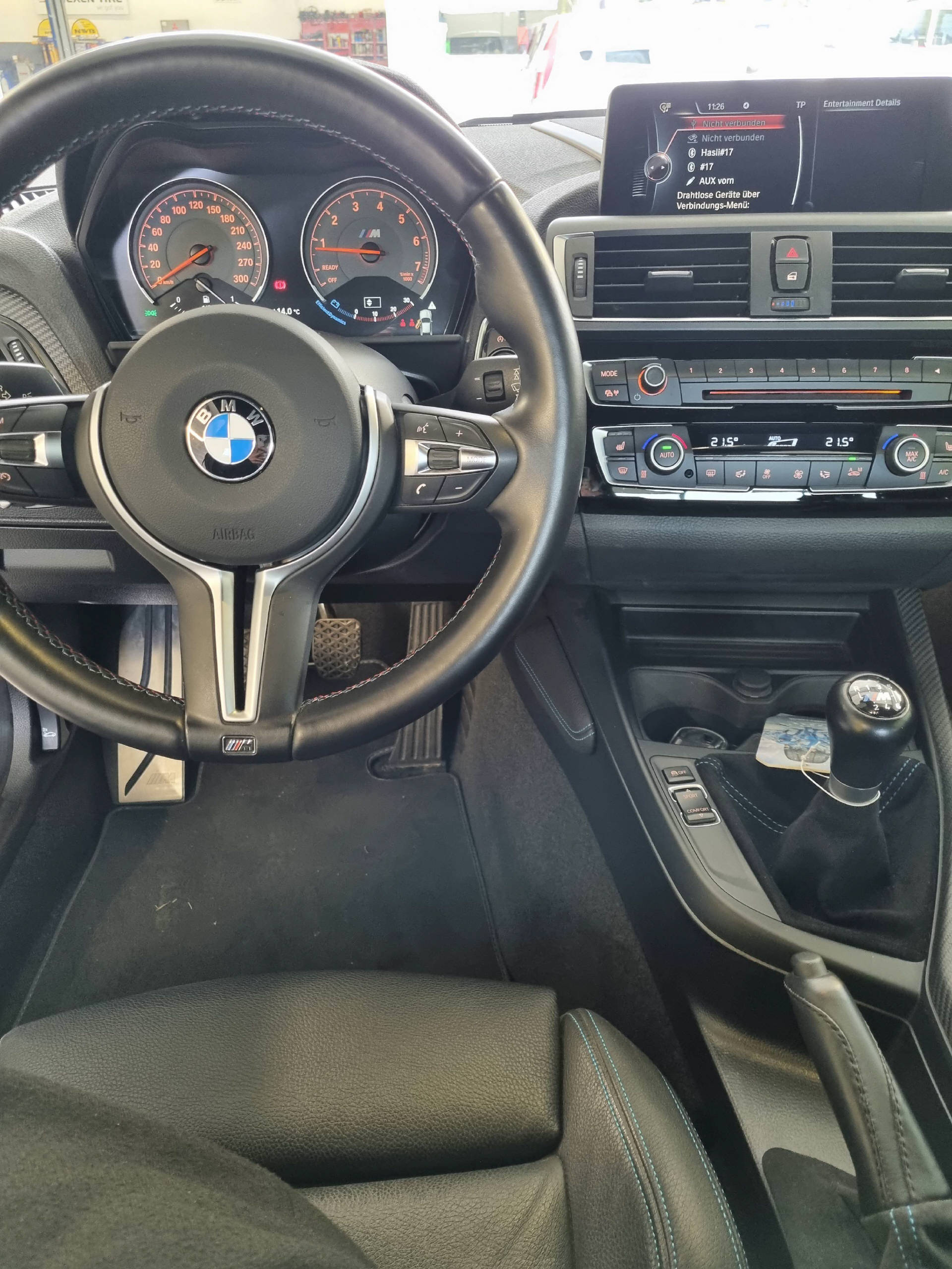 BMW M2 Coupé-image-11