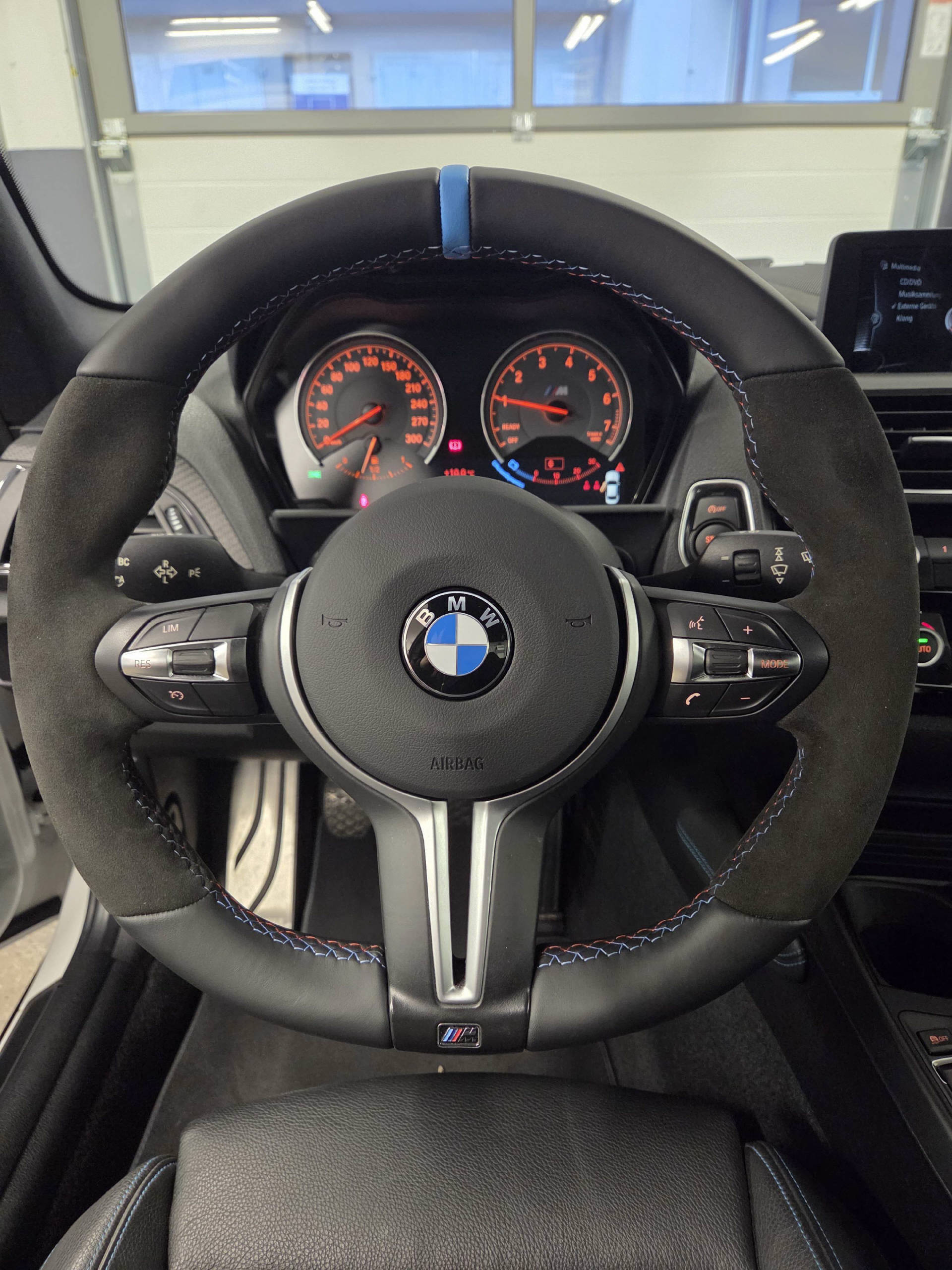 BMW M2 Coupé-image-12