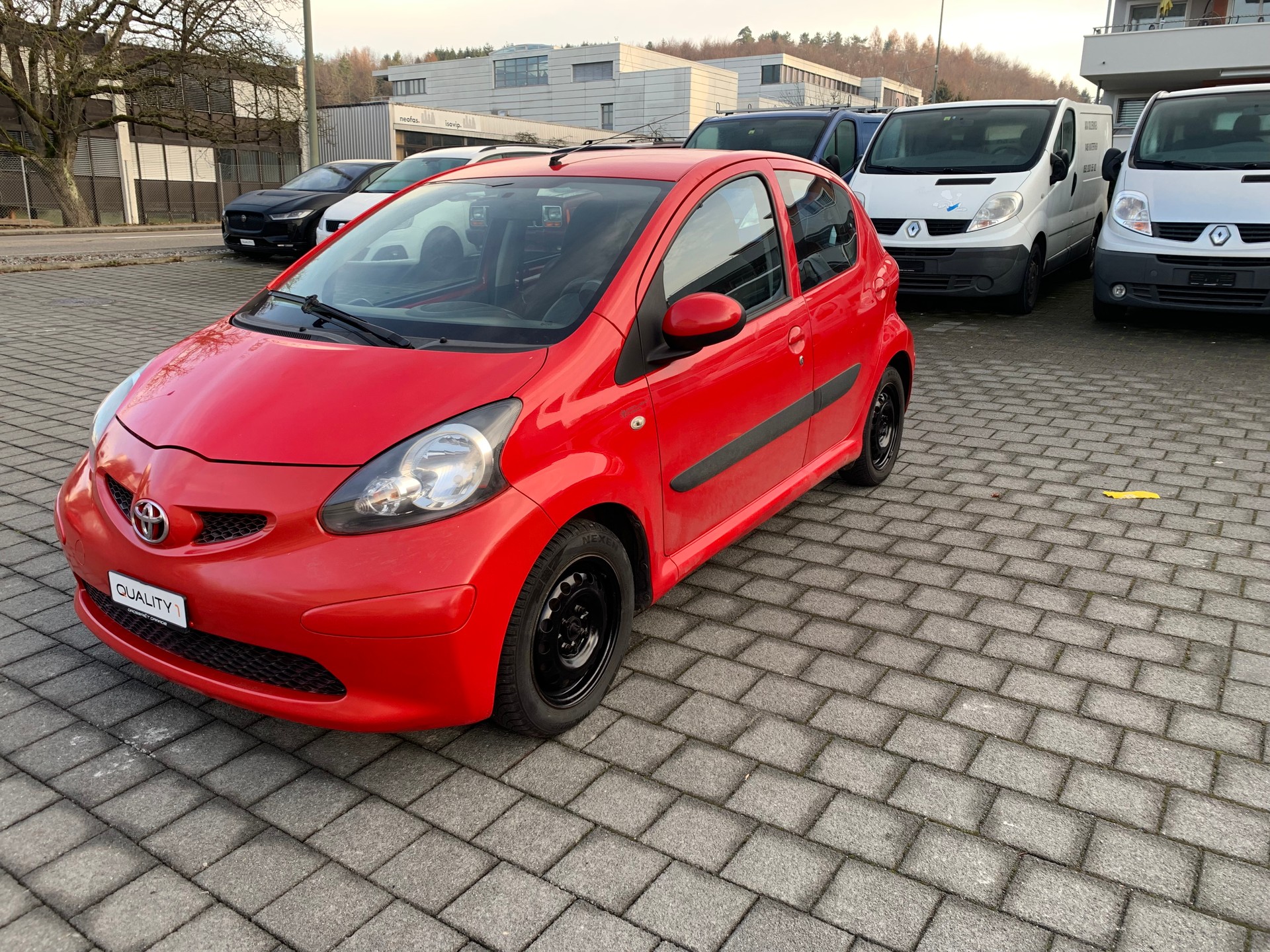 TOYOTA Aygo 1.0 Linea Luna Cool-image-5