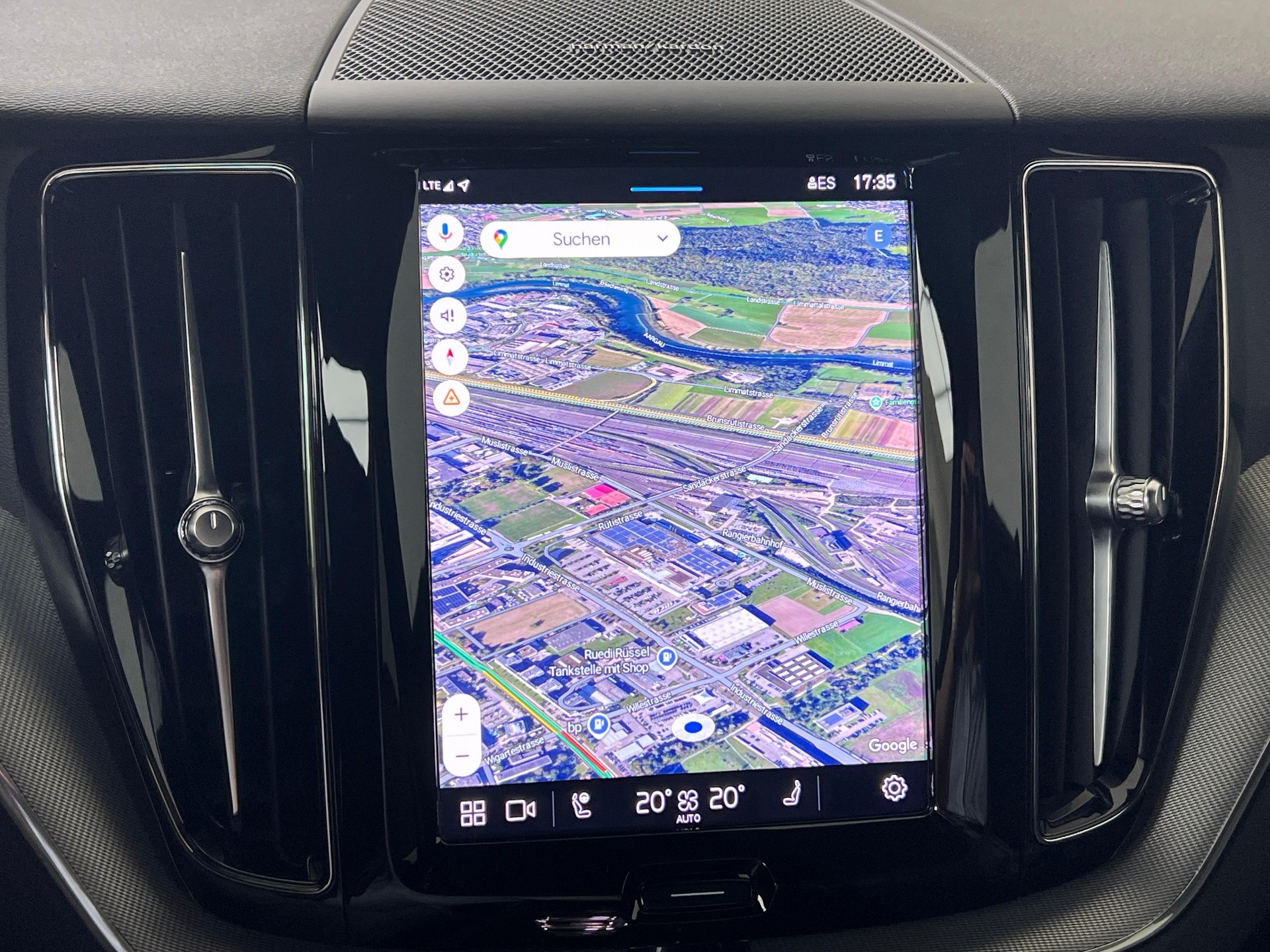 VOLVO XC60 2.0 B6 MH Plus Dark AWD-image-12