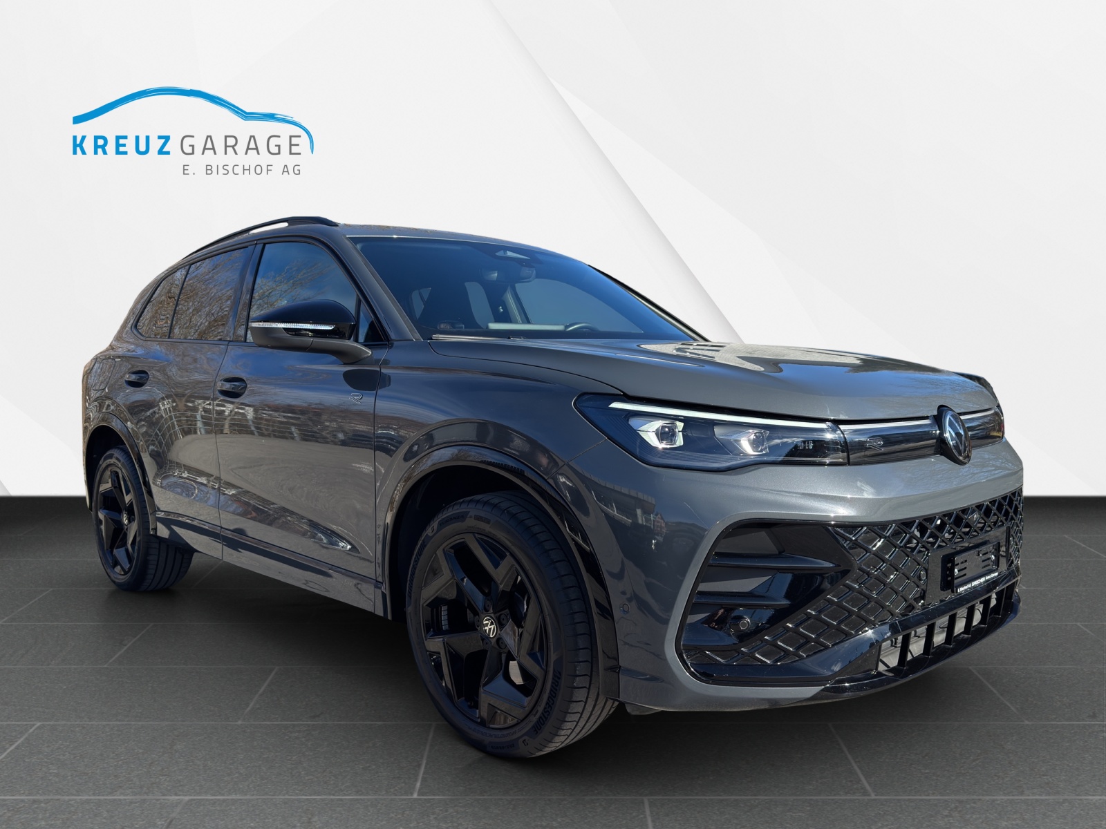 VW Tiguan 2.0 TDI SCR R-Line (SUV / Geländewagen) VW VW Tiguan 2.0 TDI SCR R-Line (SUV / Geländewagen)