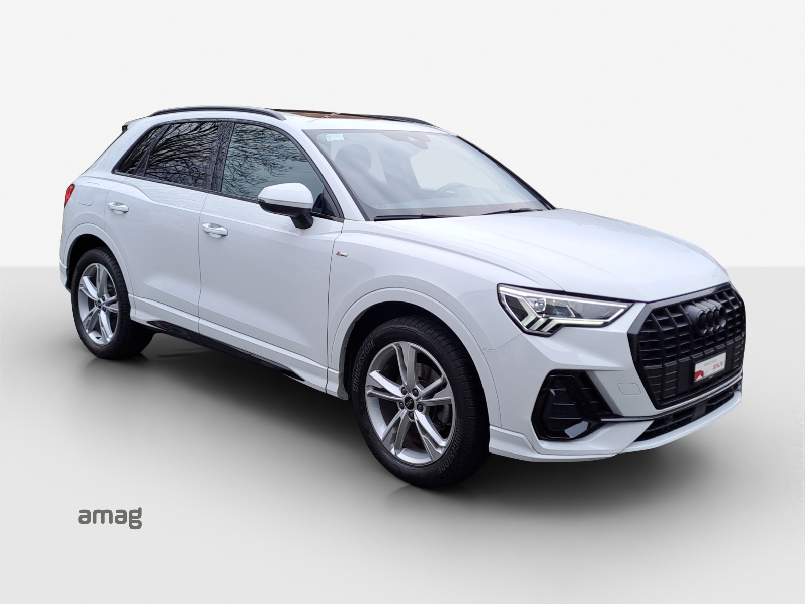 AUDI Q3 35 TFSI S line Attraction S-tronic-image-5