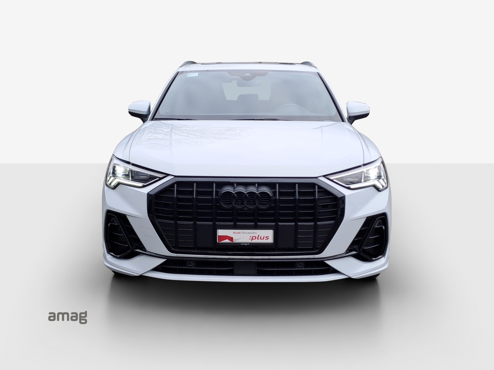 AUDI Q3 35 TFSI S line Attraction S-tronic-image-6